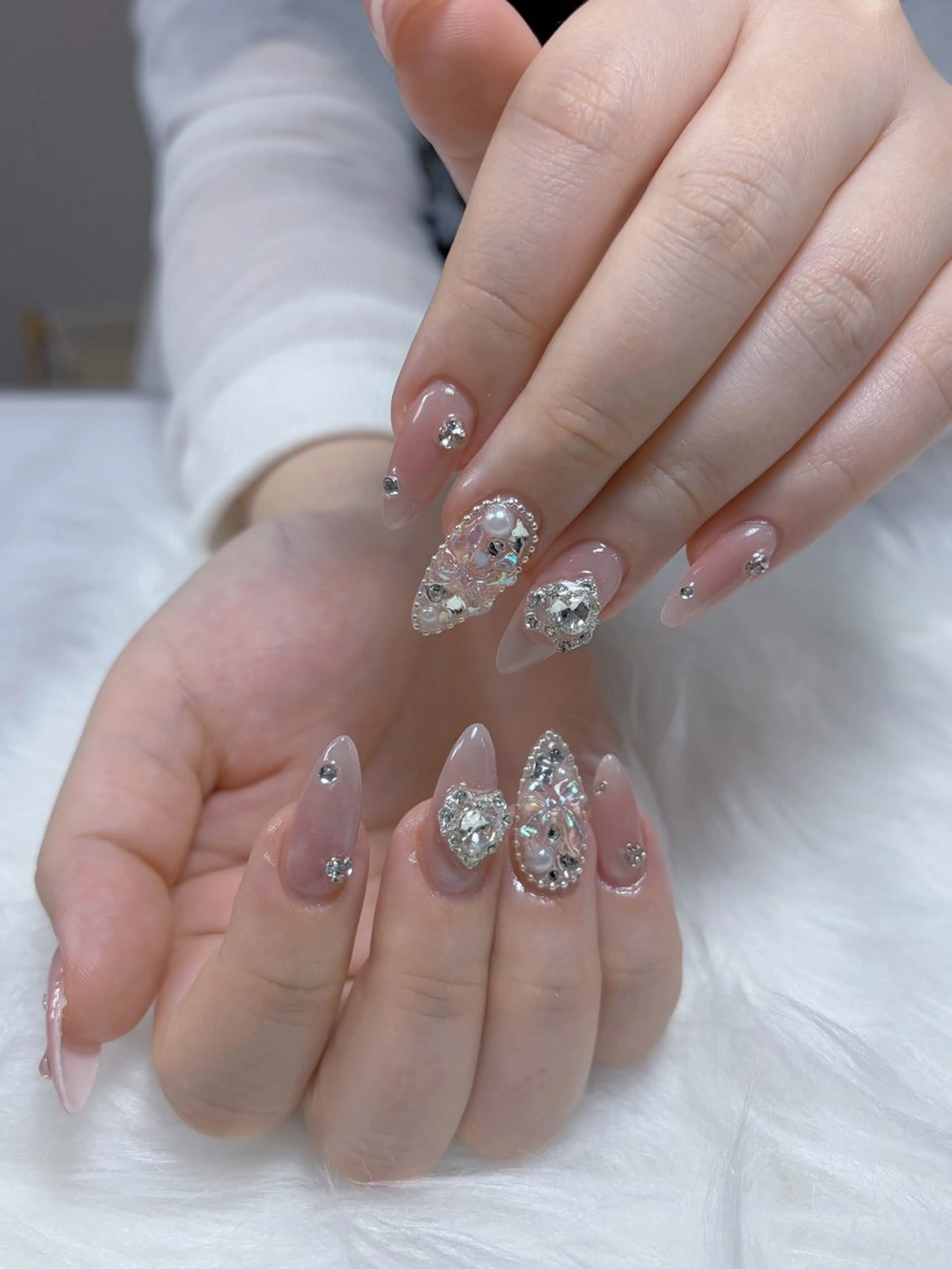 ネイル フラワーネイル 韓国ネイル 持ち込み 春ネイル ワンホンネイル ハンドネイル Huyn Nail Shinjyukuのネイルデザイン