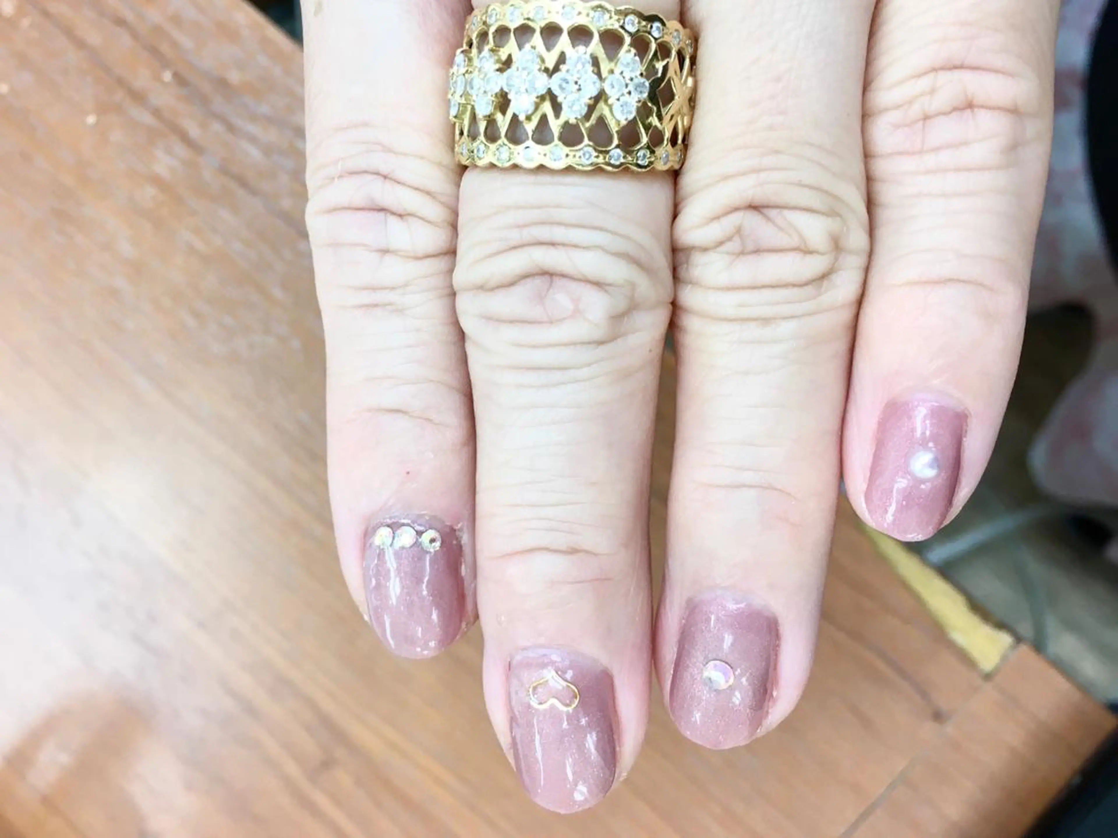 ネイル 新宿ネイルサロン ジェミディローサのネイルデザイン