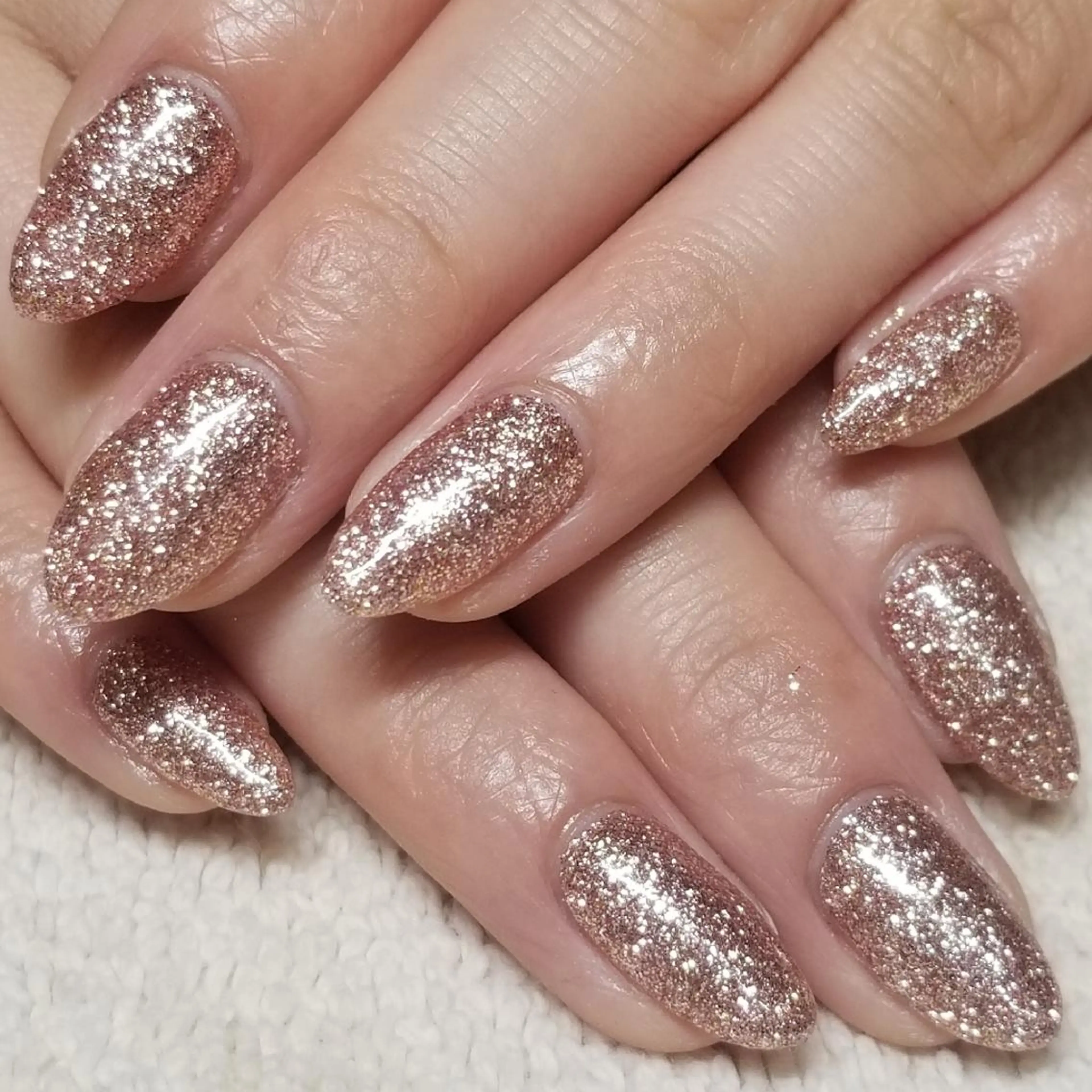 ネイル ゴールド ワンカラーネイル ピンク ハンドネイル よしだ ひろきのネイルデザイン