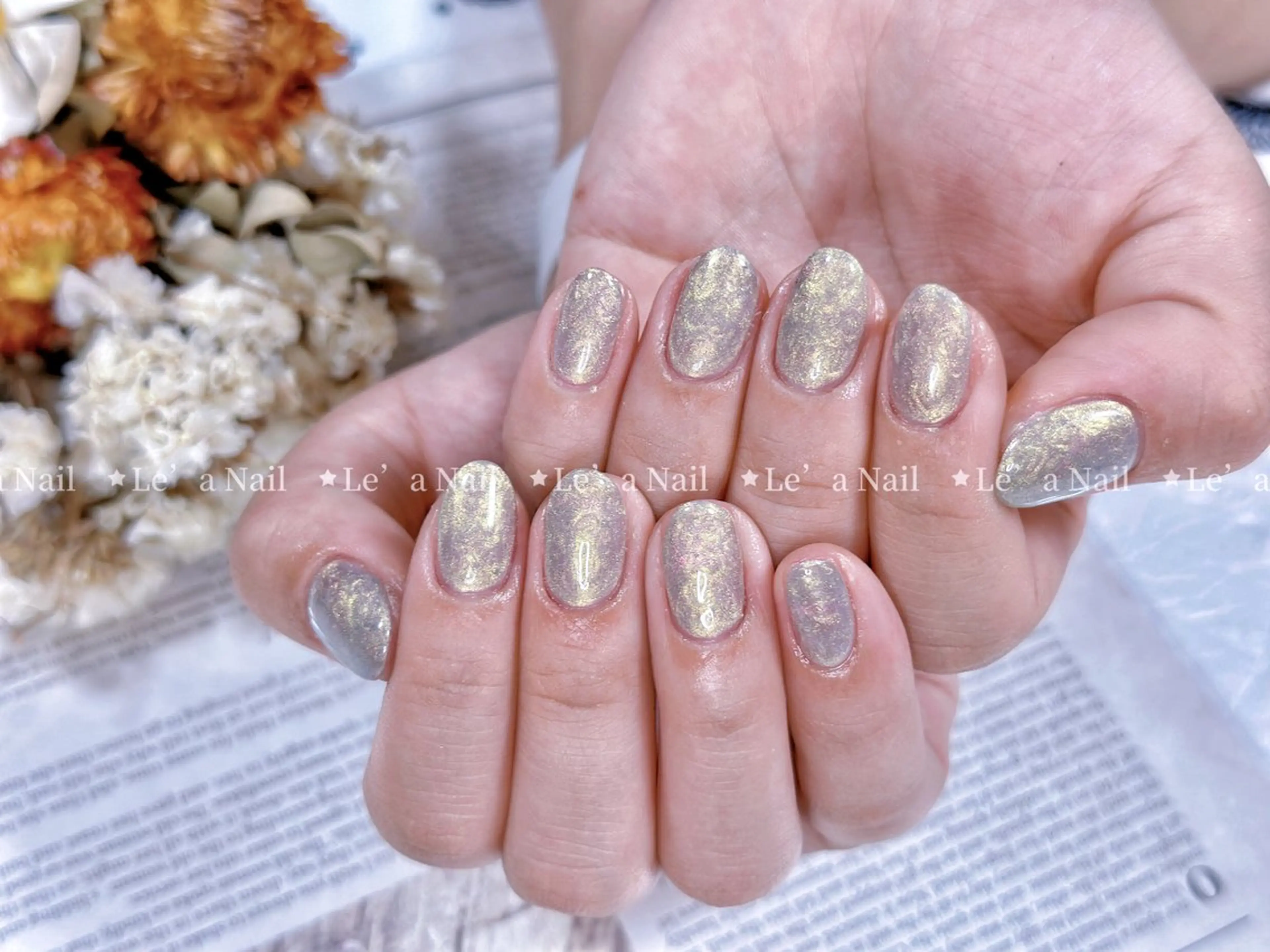 ミディアム カラー ネイル Le’a NailSalonのネイルデザイン