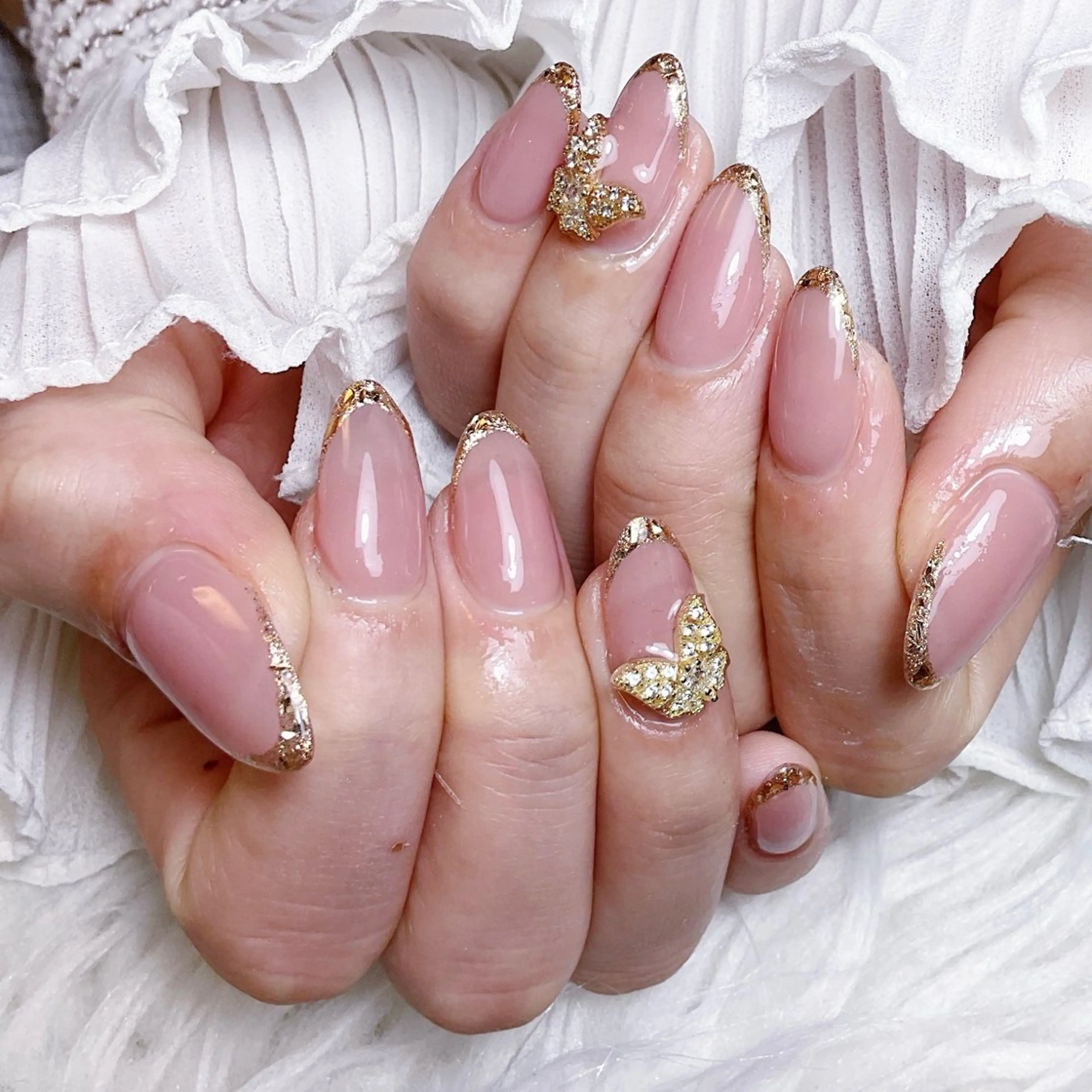 ネイル ハンドネイル 🍭Yun nail hyejin🌸のネイルデザイン