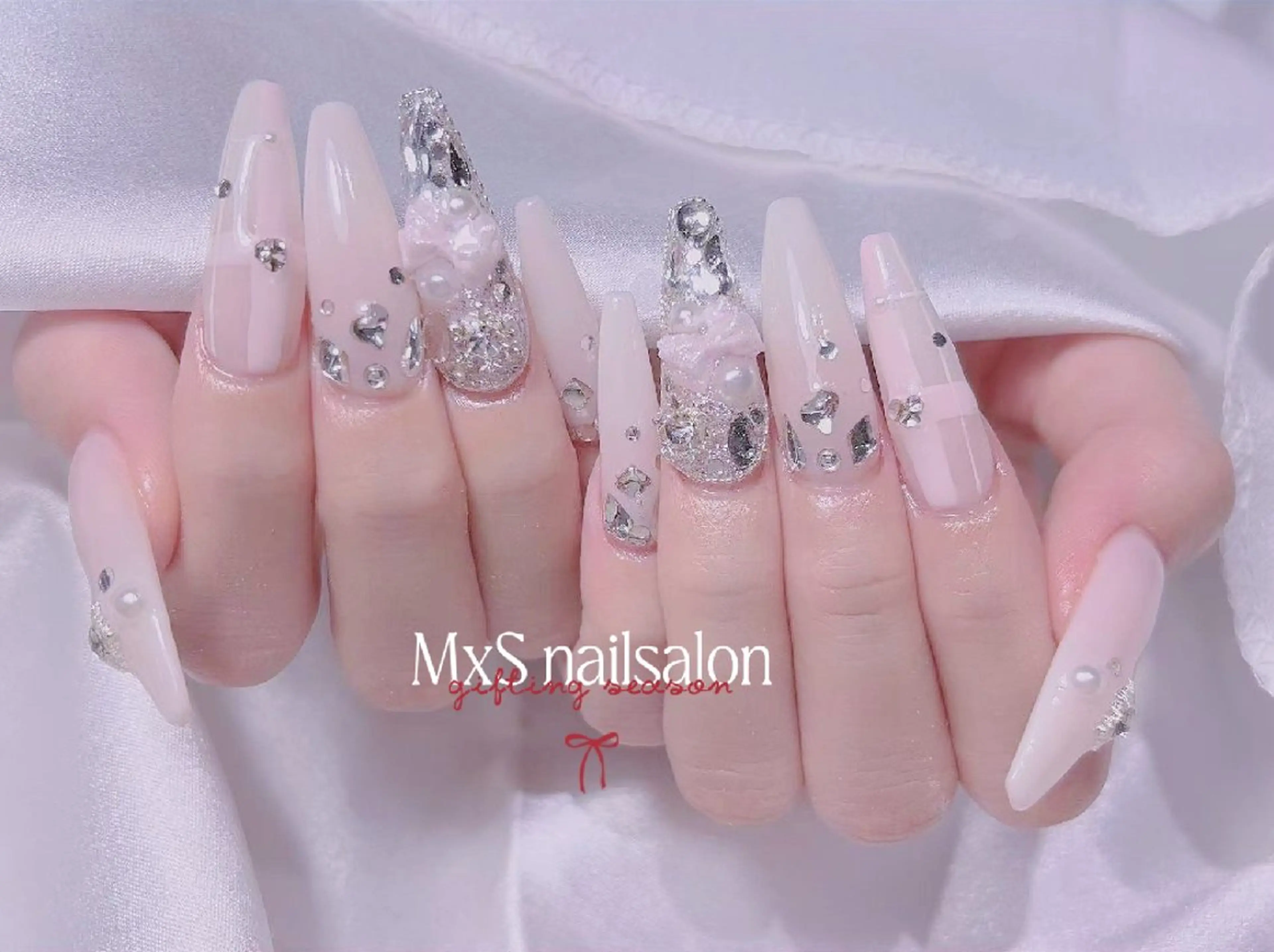 ネイル ジェルネイル 韓国ネイル マグネットネイル パラジェル バレンタイン ハンドネイル M×S Nail みなのネイルデザイン