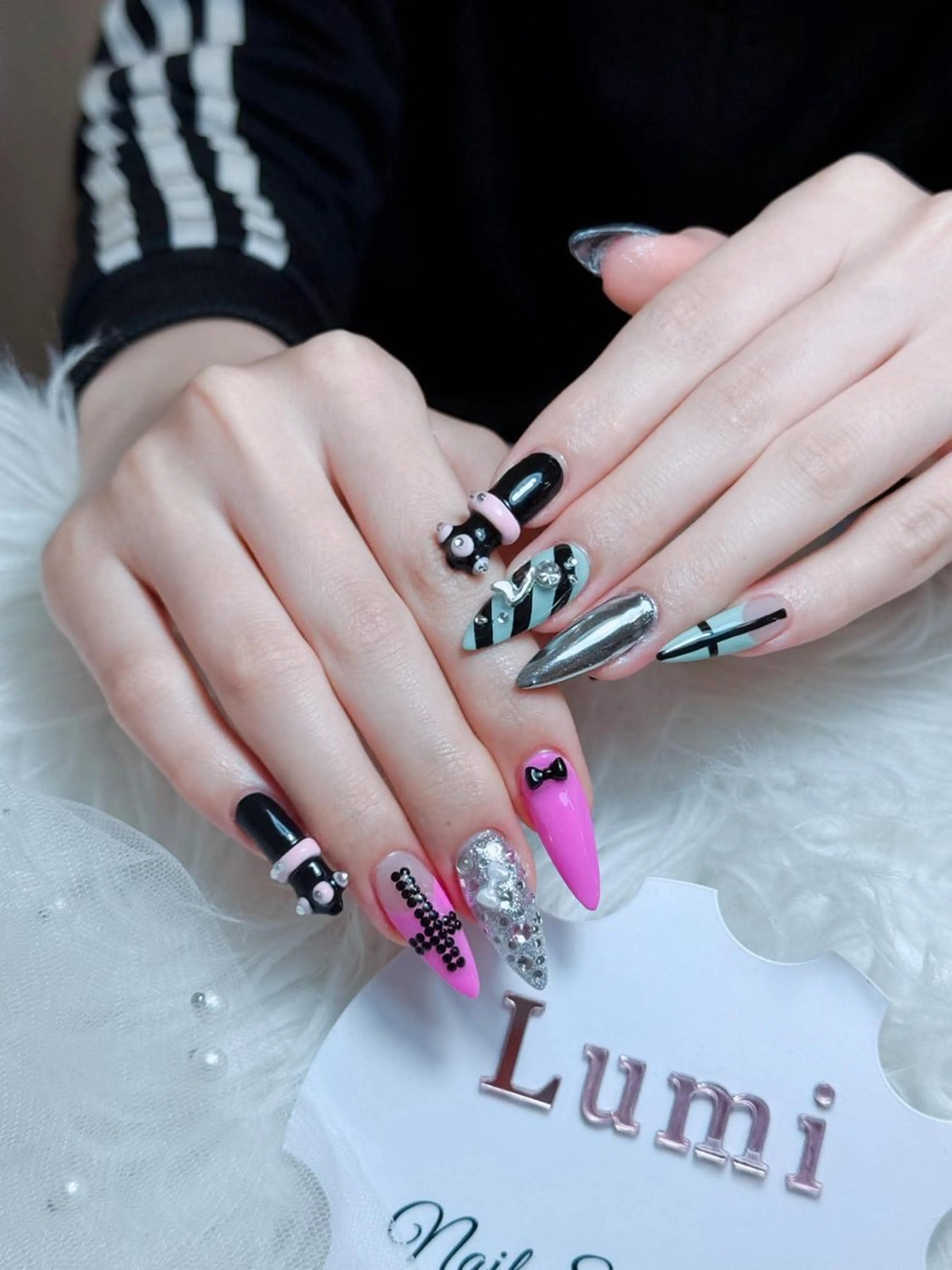 ネイル オーロラネイル チークネイル 長さ出し フレンチネイル 韓国ネイル ハンドネイル Lumi Shinokuboのネイルデザイン
