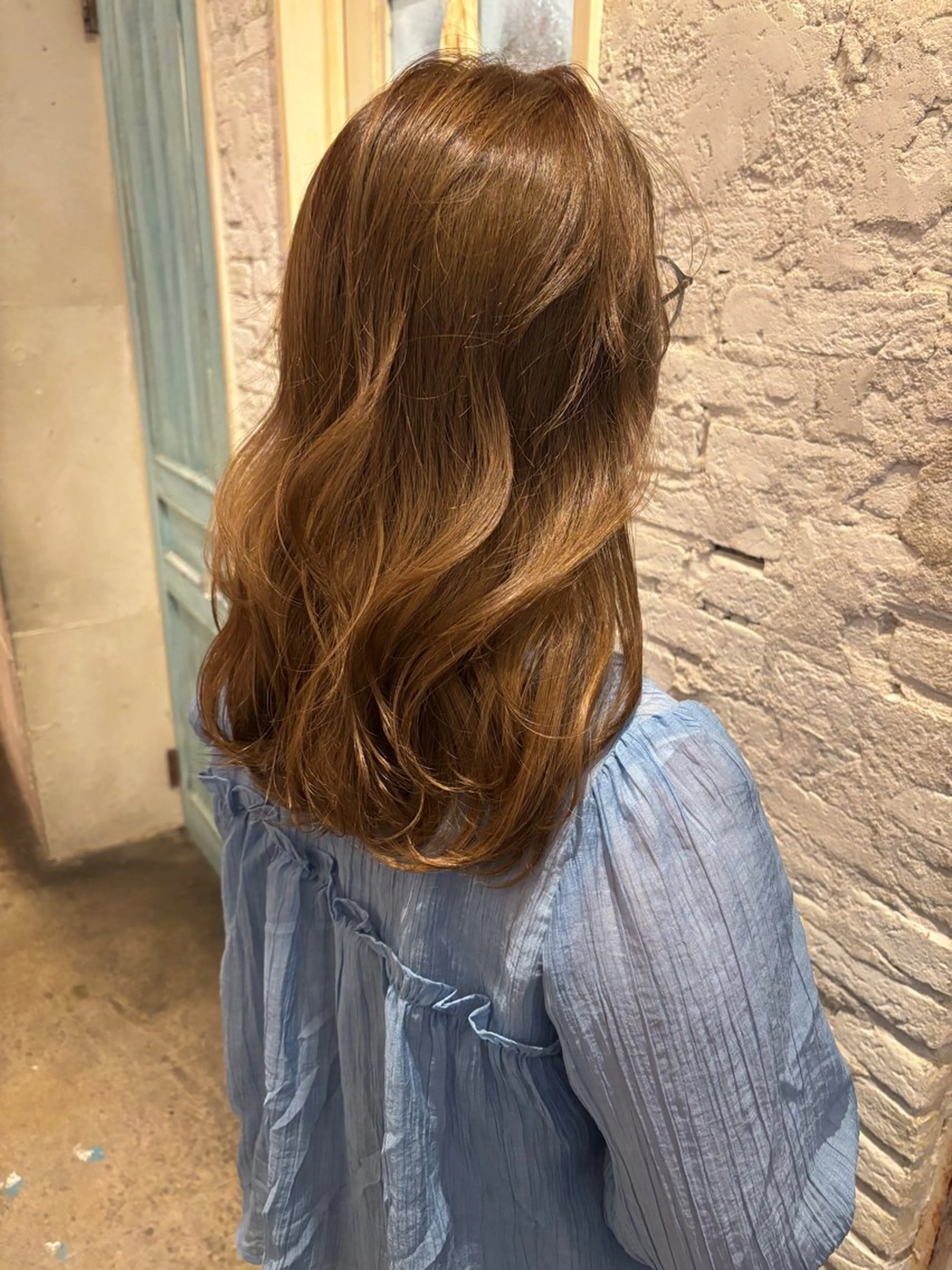 セミロング カラー ブラウンカラー 大塚 実優のヘアスタイル