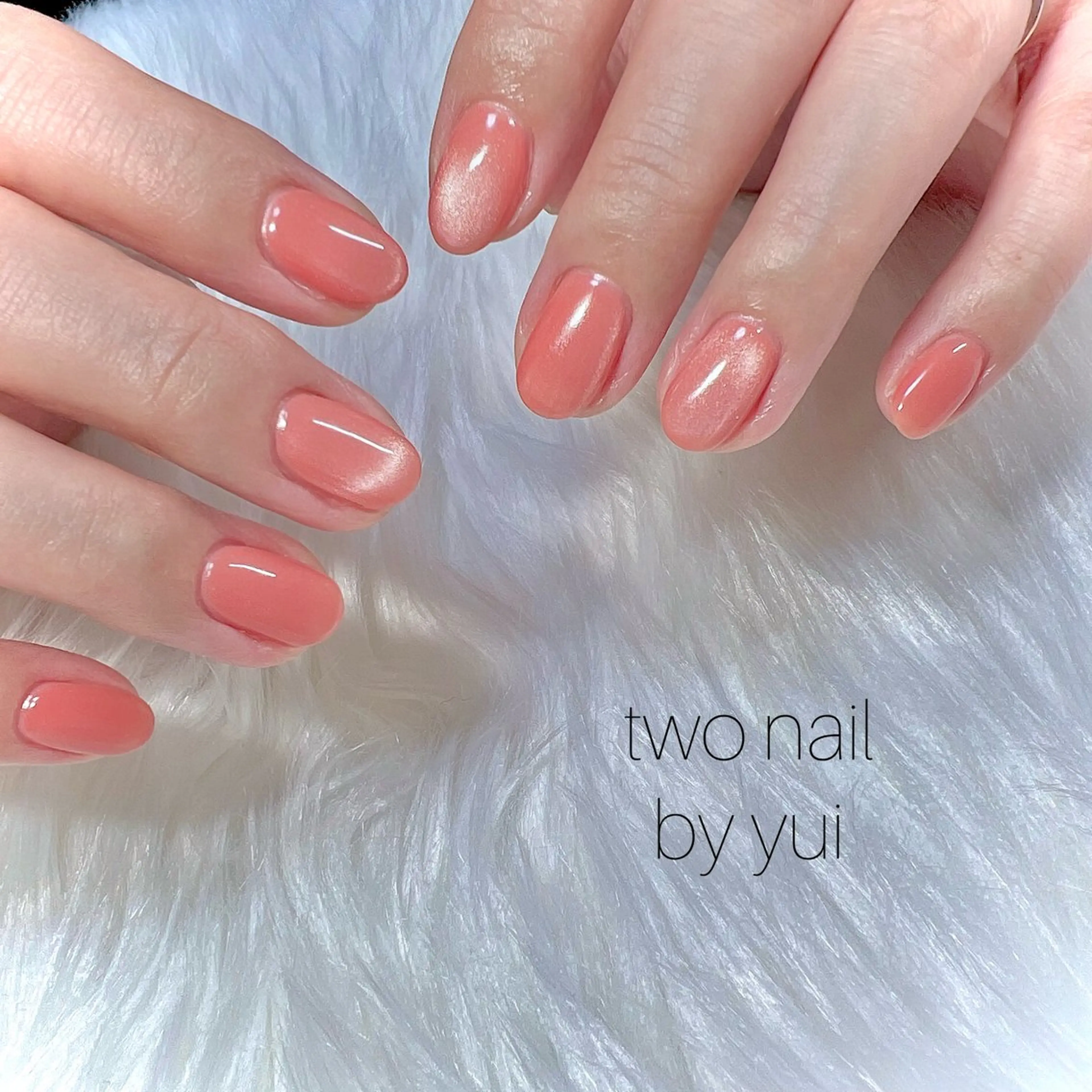 ネイル キラキラネイル マグネットネイル ネイルチップ ホワイト ハンドネイル two nailのネイルデザイン