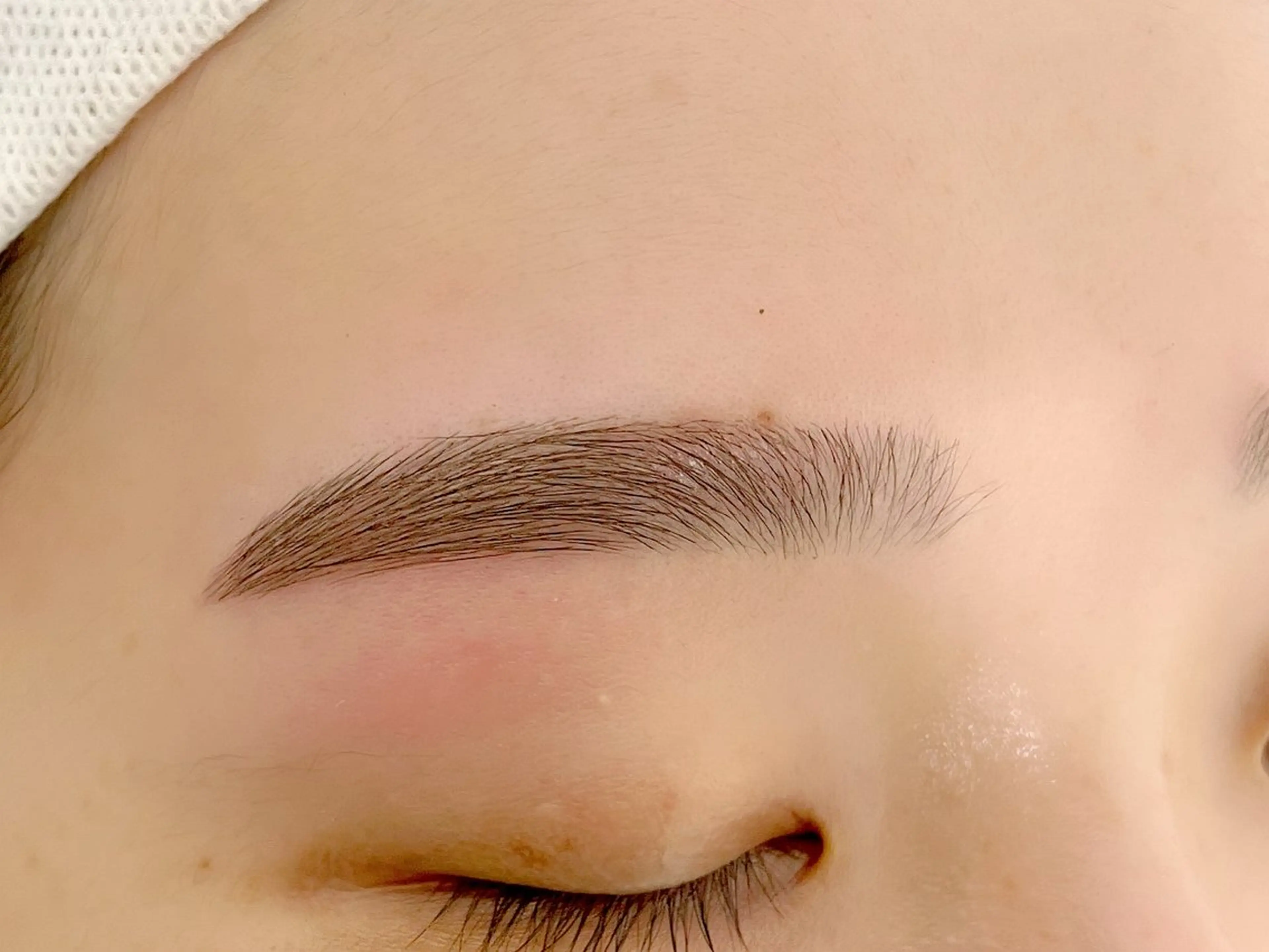 アイブロウ ワックス脱毛 眉カット オクターブ天神店 イサヤマのマツエク・マツパデザイン