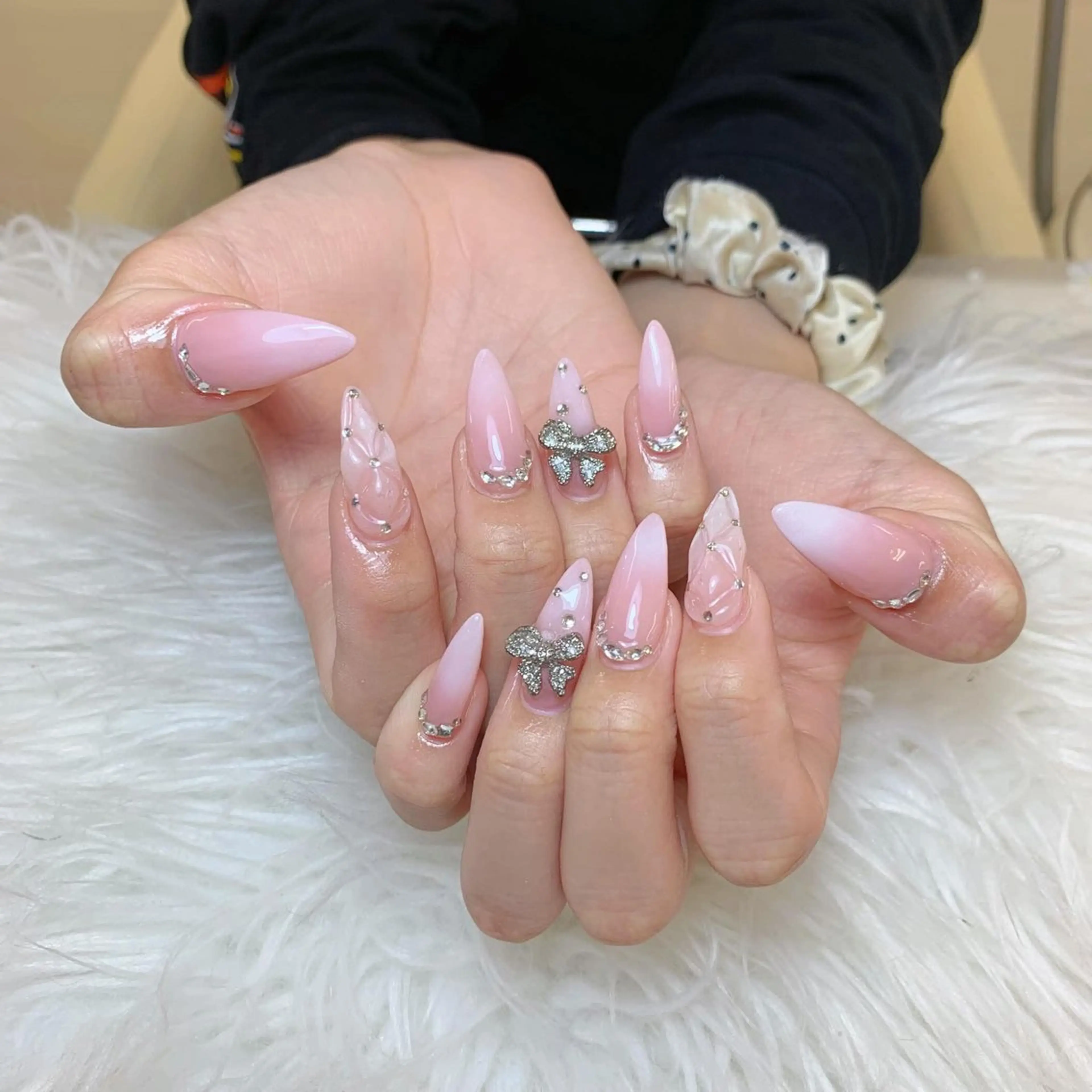 ネイル ハンドネイル Anh ゴテゴテネイルのネイルデザイン