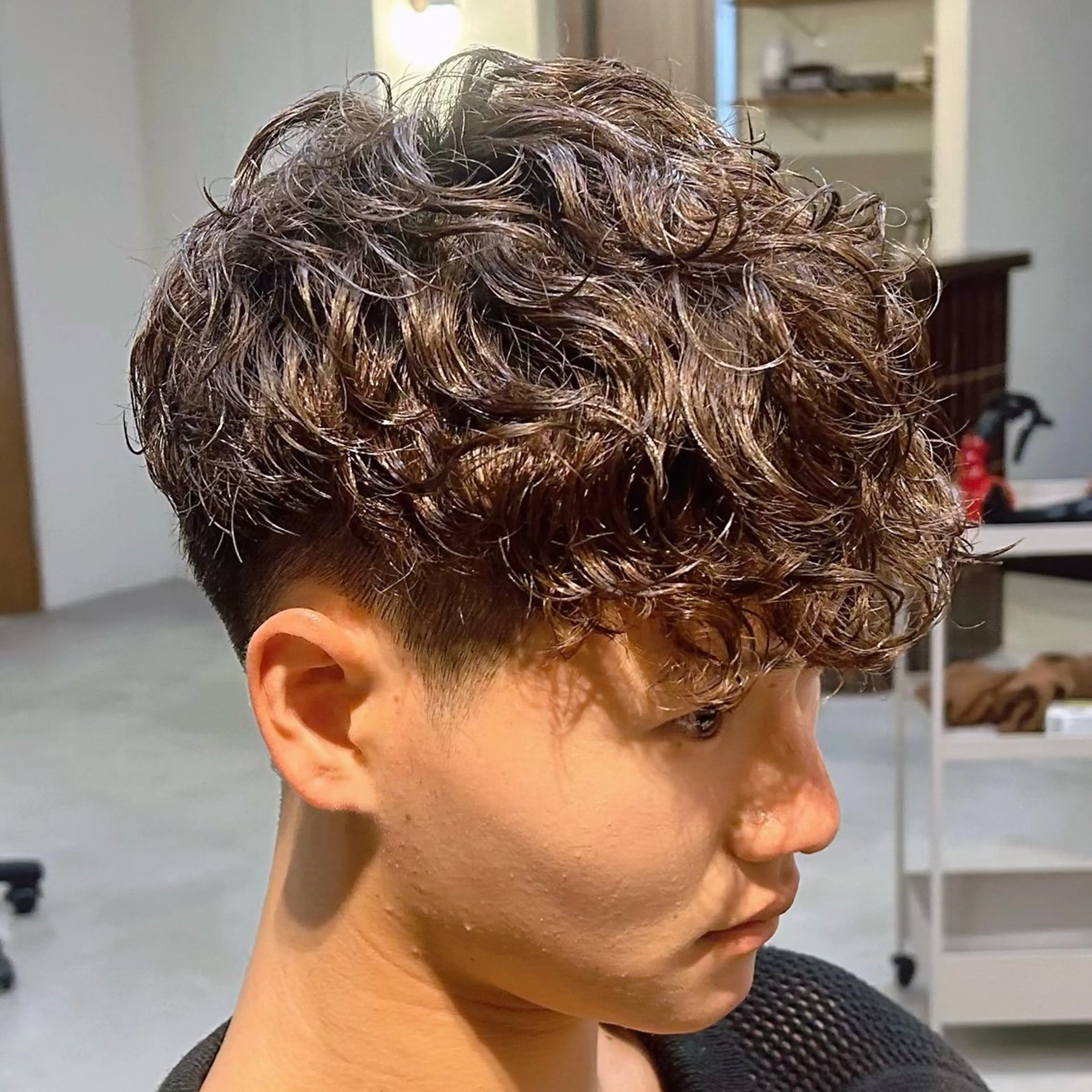 ショート パーマ メンズ スペインカール メンズパーマ✨️村越 雄斗のヘアスタイル