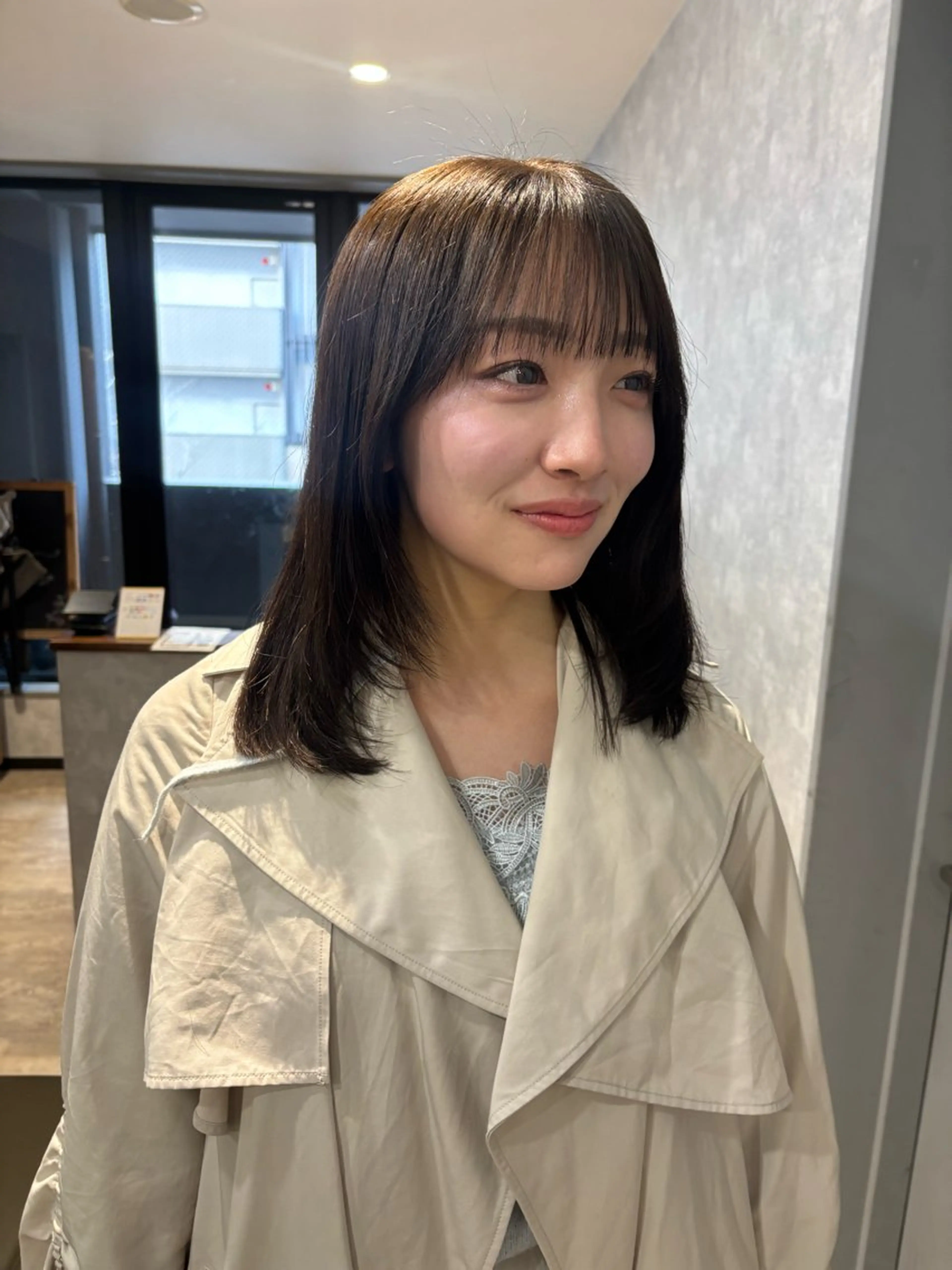 ミディアム カット ヘアカラー トリートメント 🌐NATSUMI 🌐【寒色カラー】のヘアスタイル