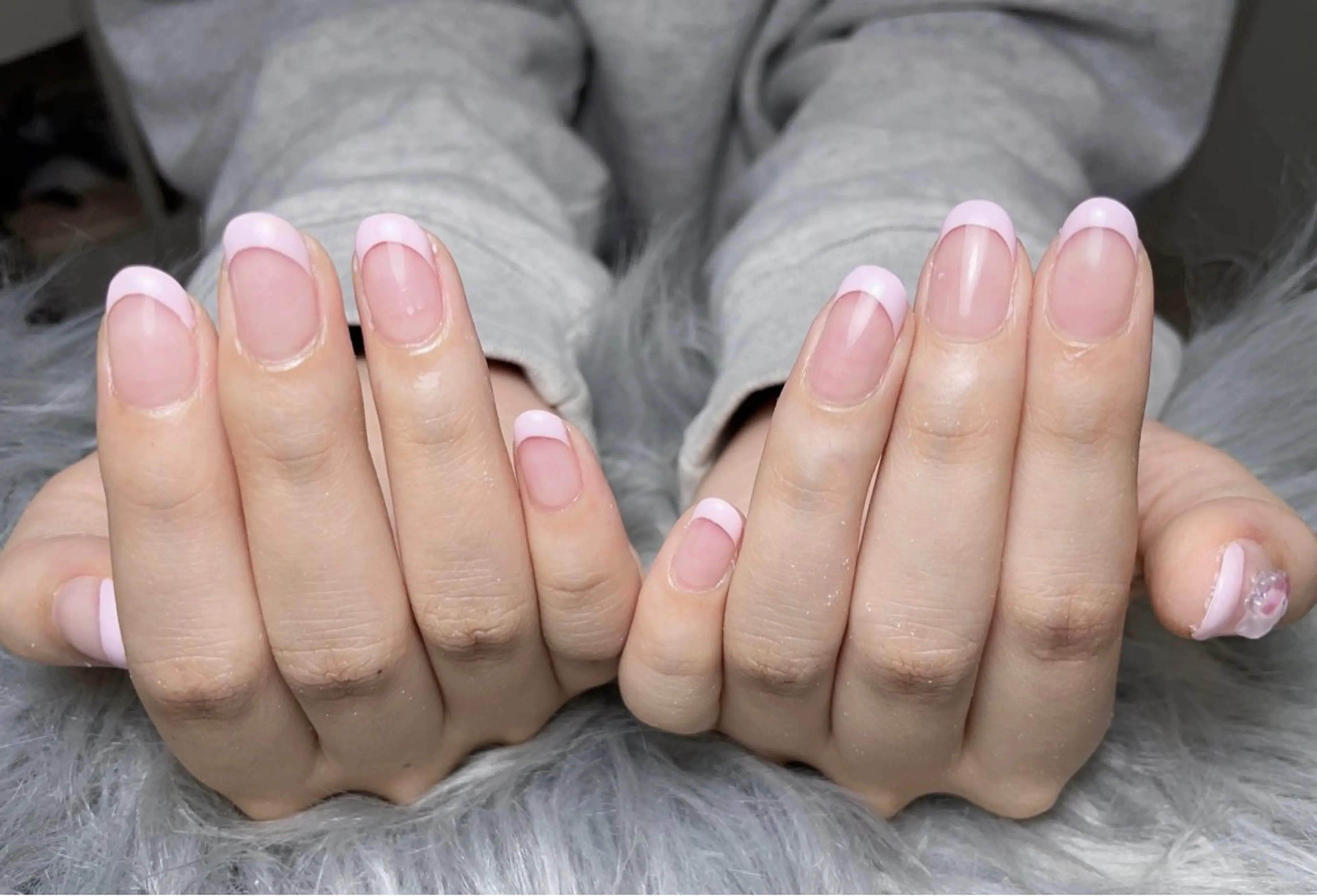 ネイル フレンチネイル ジェルネイル オフィスネイル パラジェル シンプルネイル ハンドネイル BLANC.nail yuuのネイルデザイン