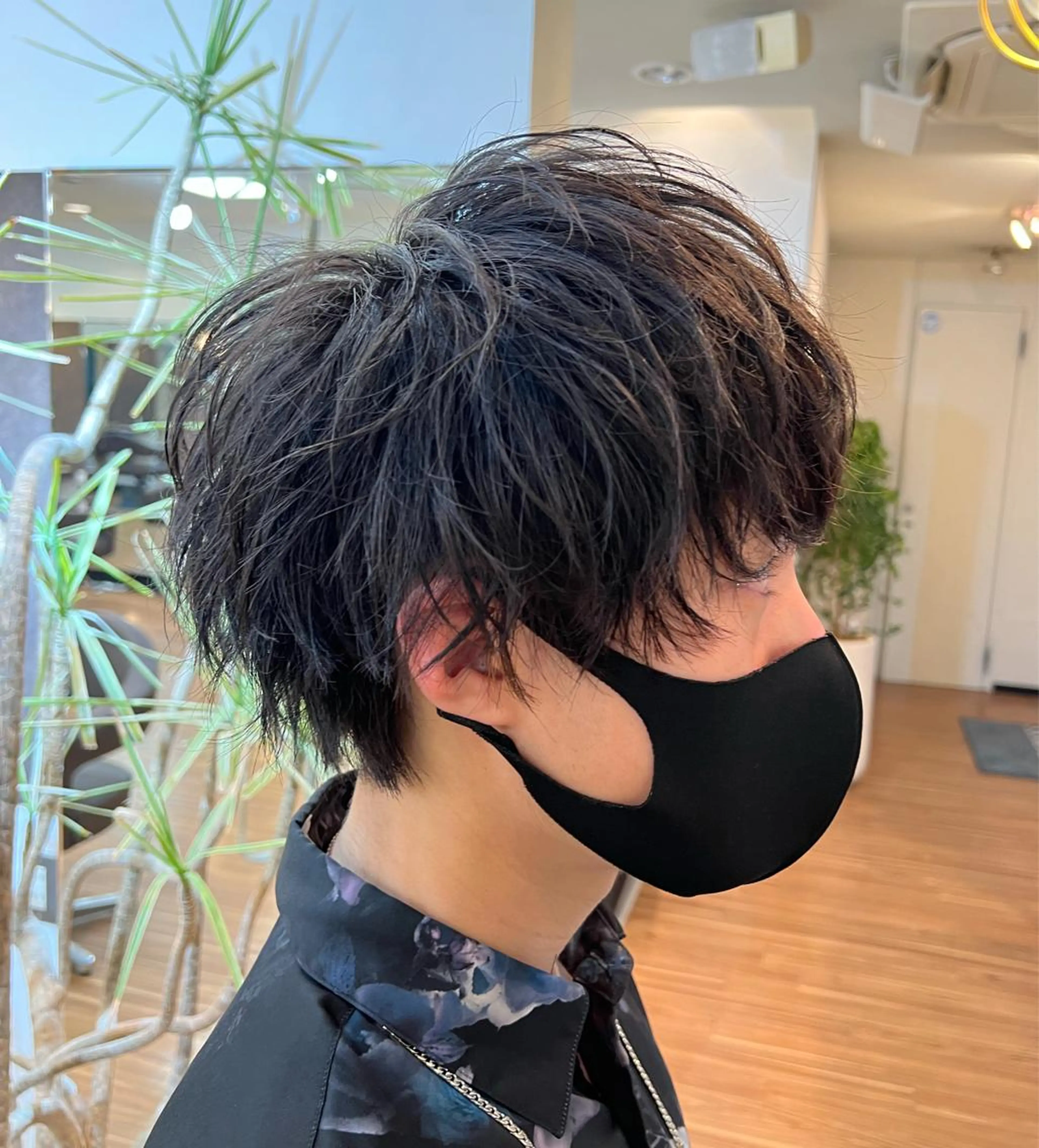 ショート メンズ マッシュ 色ムラ修正の神様 新宿ハイトーンかすみのヘアスタイル