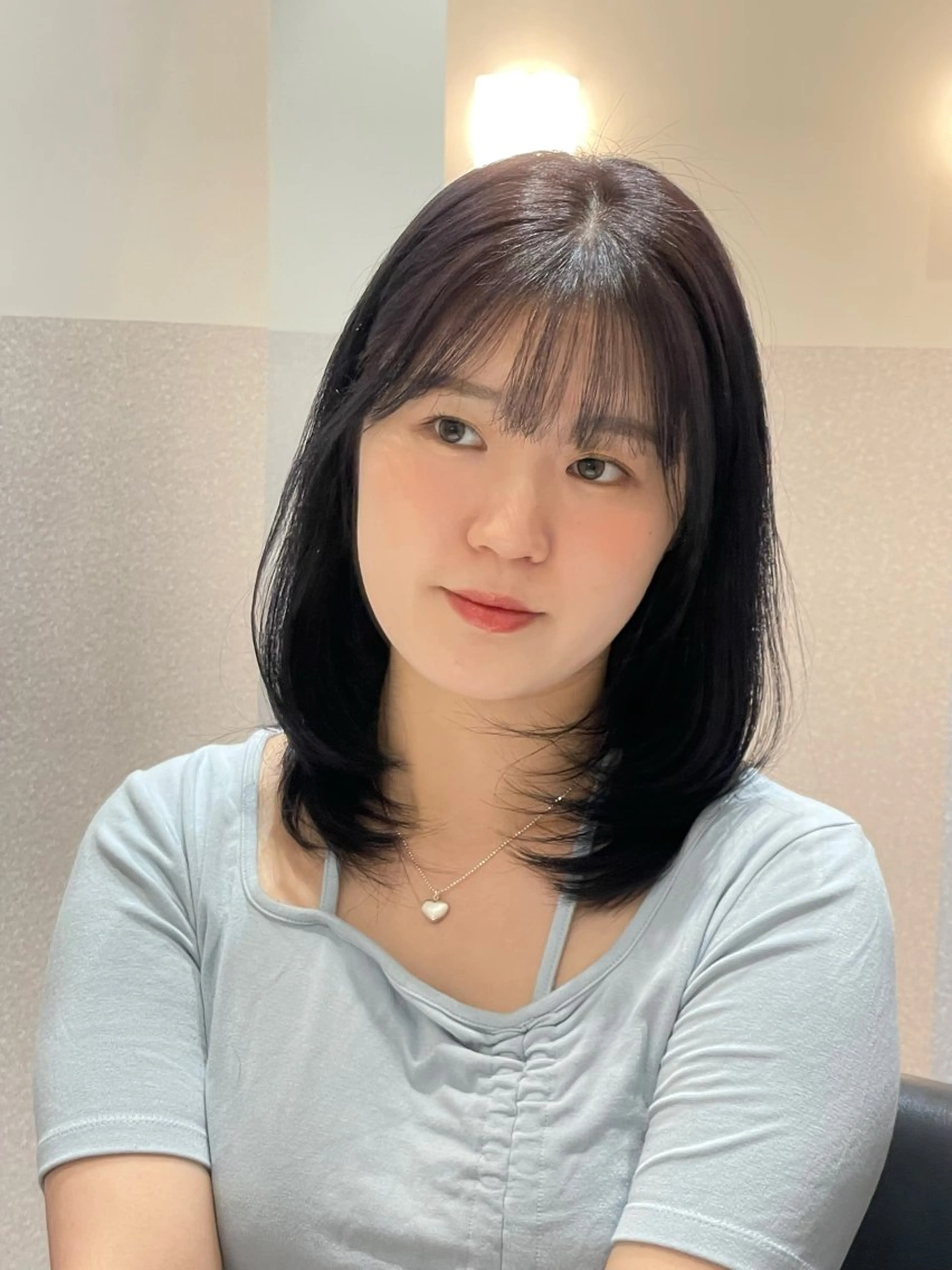 ミディアム ハッシュカット 韓国風ヘア レイヤーカット カット ヘアカラー トリートメント ❤︎︎韓国ヘア❤︎︎ 𝑺𝒉𝒊𝒉𝒐のヘアスタイル