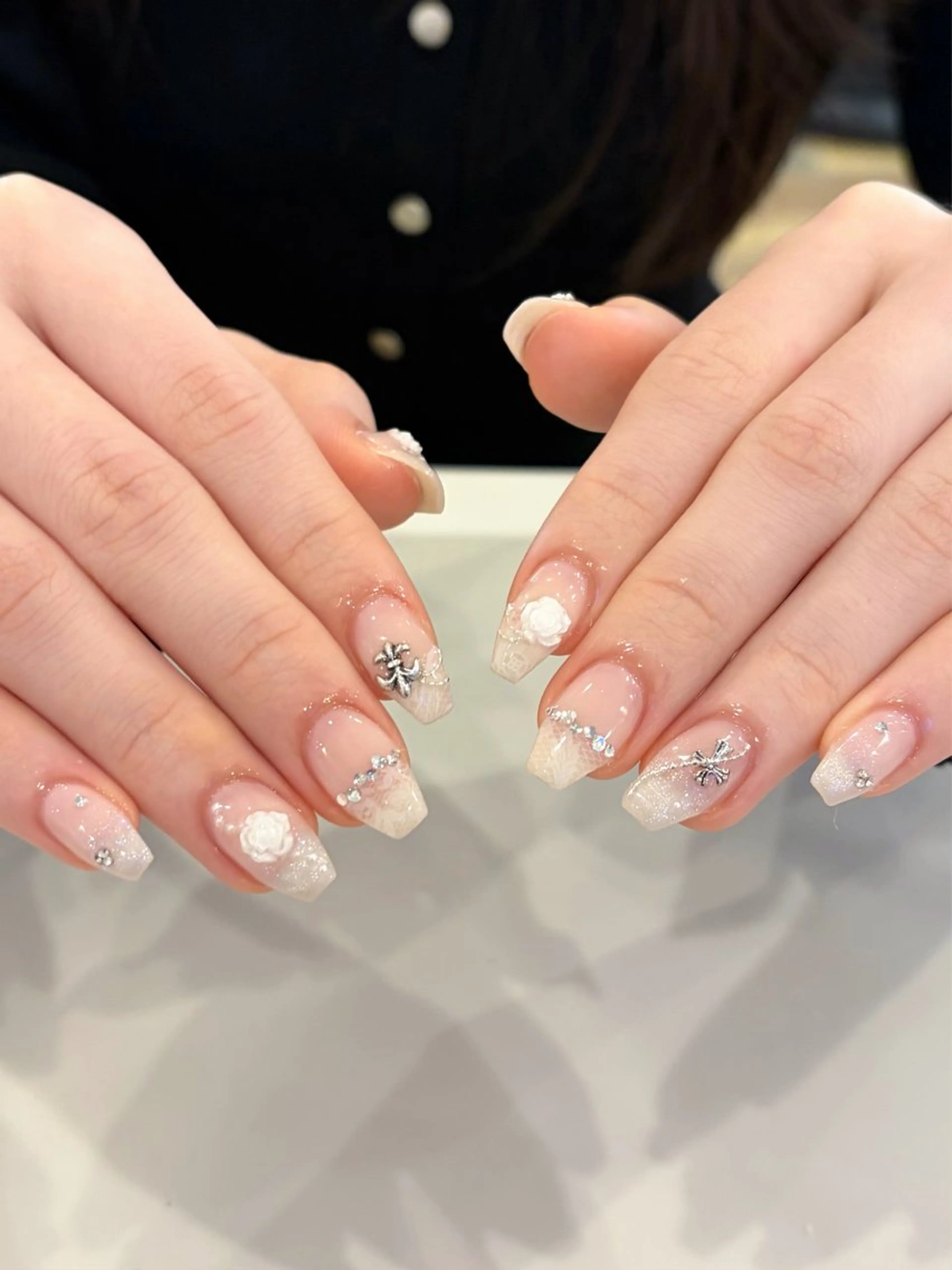 ネイル ハンドネイル 岡崎 佑香のネイルデザイン