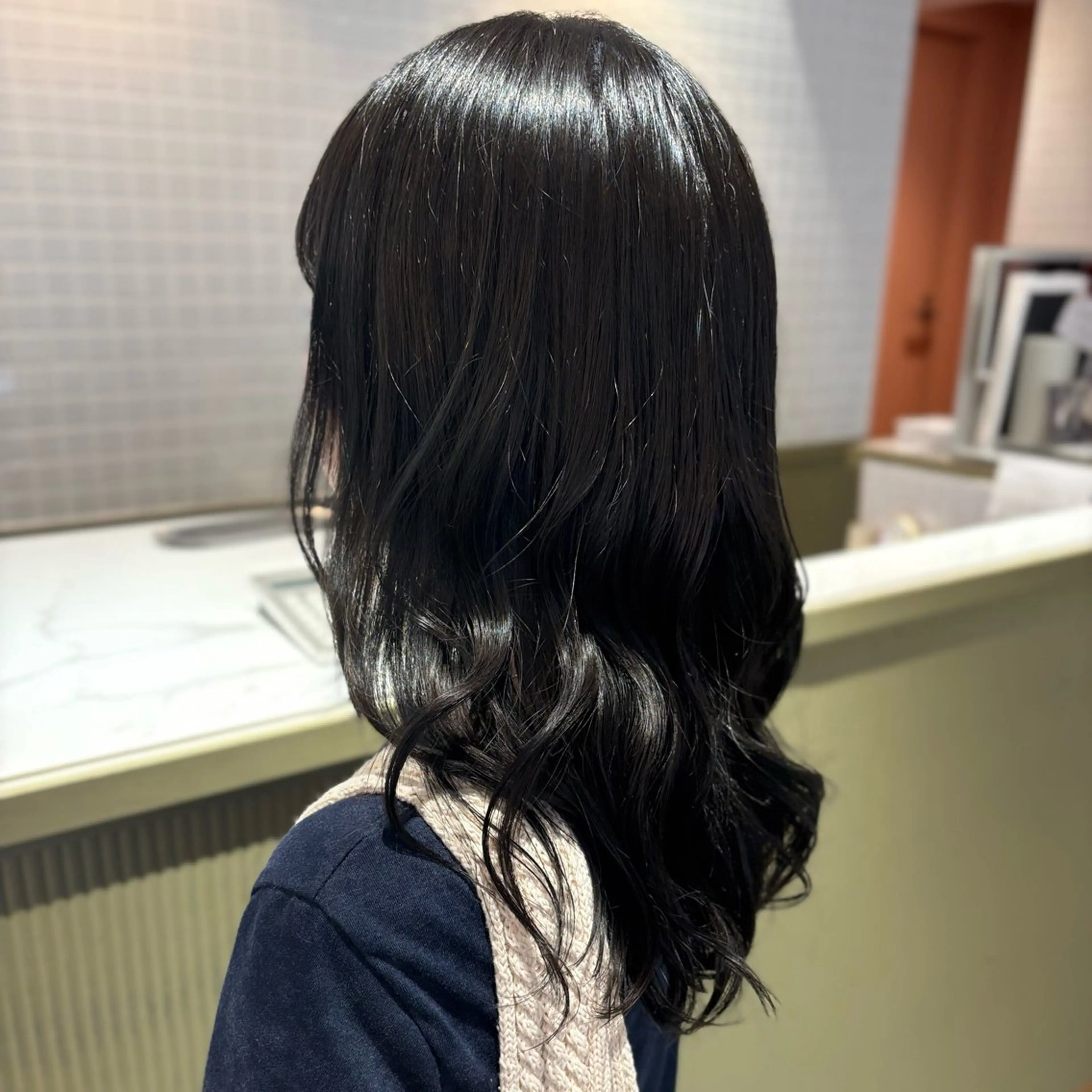 ミディアム カラー ヘアカラー ☕️NOA / レイヤーカット🍮のヘアスタイル