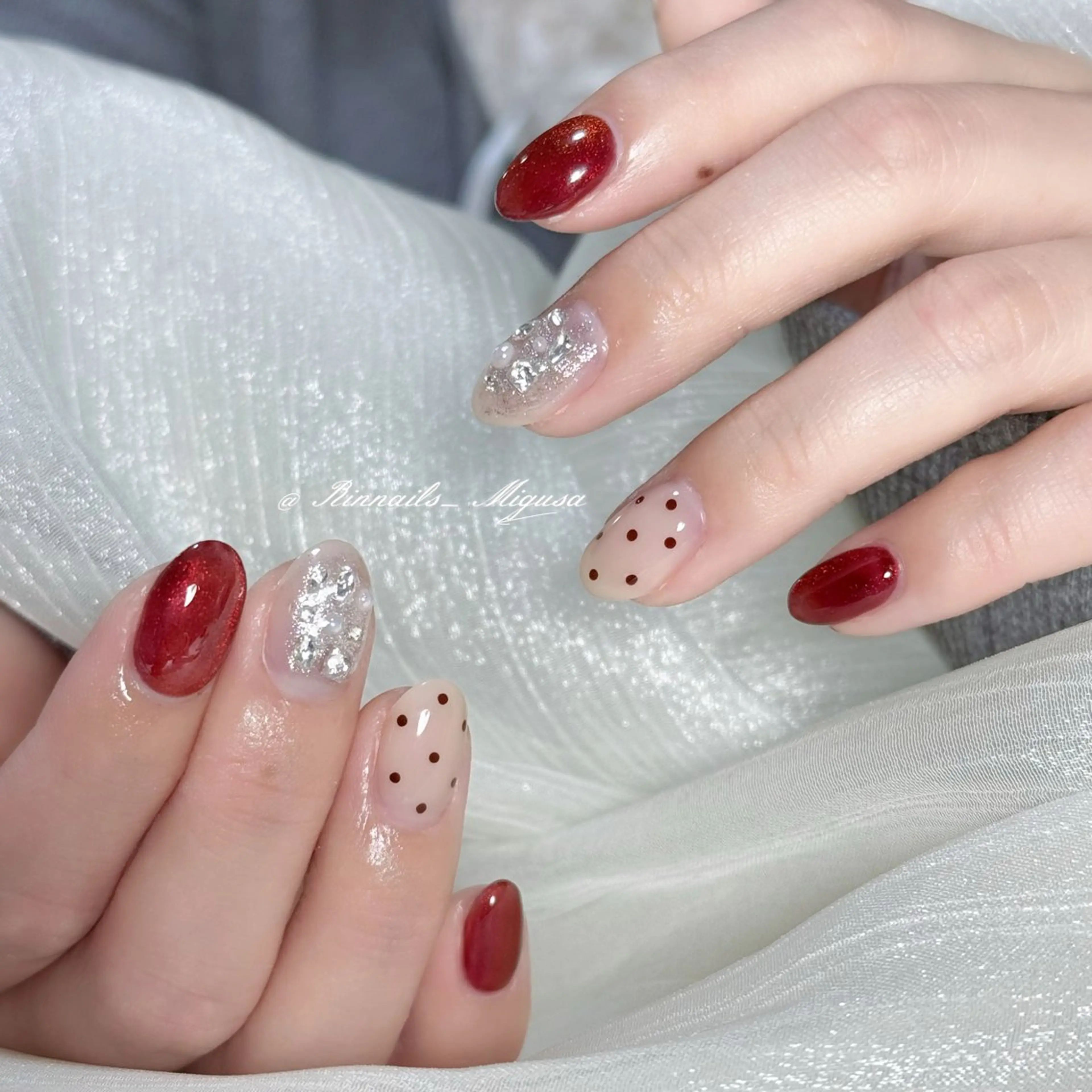 ショート 韓国風ヘア ハンドネイル RIN NAILS ᥫ᭡Migusaのネイルデザイン