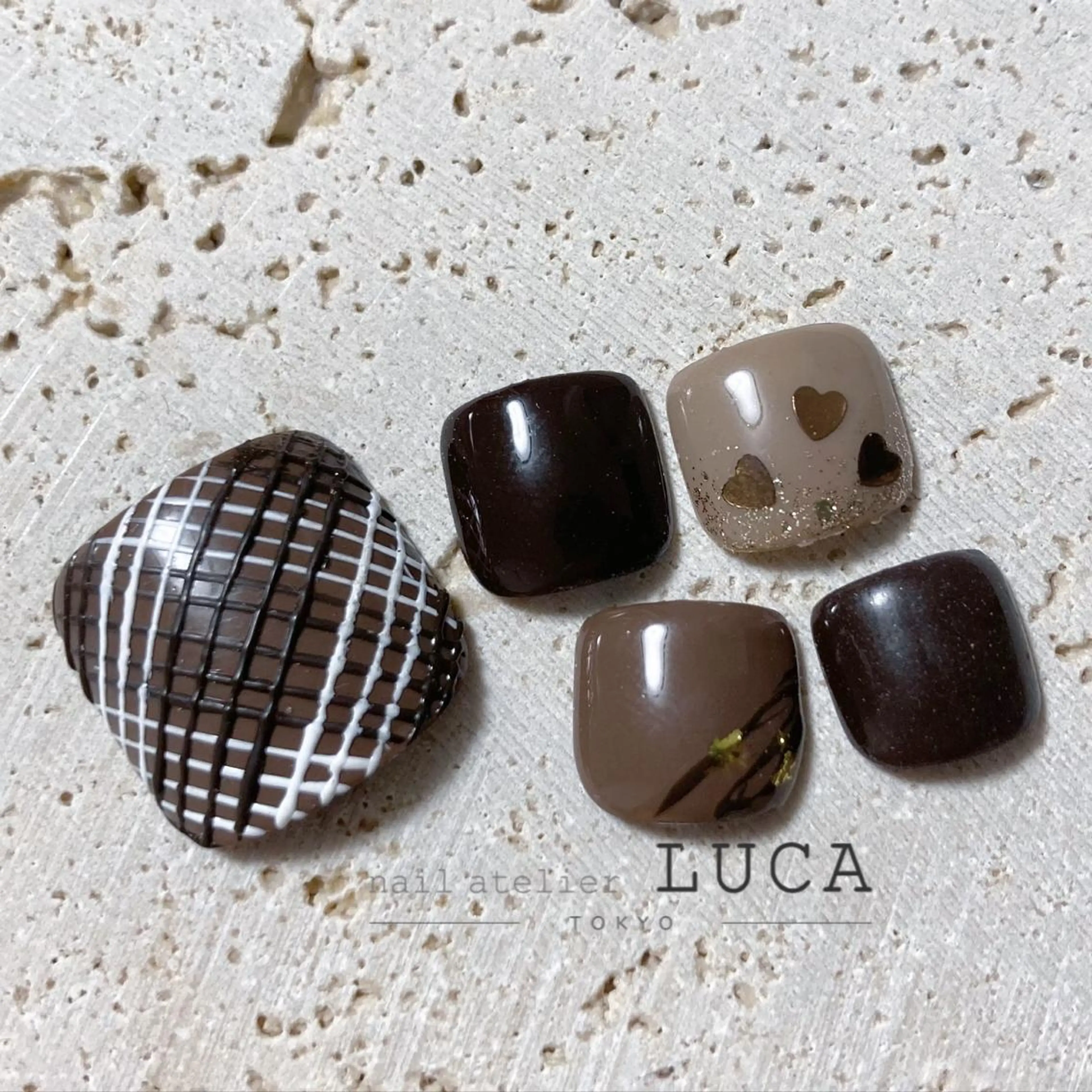 ネイル アートネイル オーロラネイル クリアネイル 長さ出し フットネイル フットネイル ネイルアトリエルカ スタッフのネイルデザイン