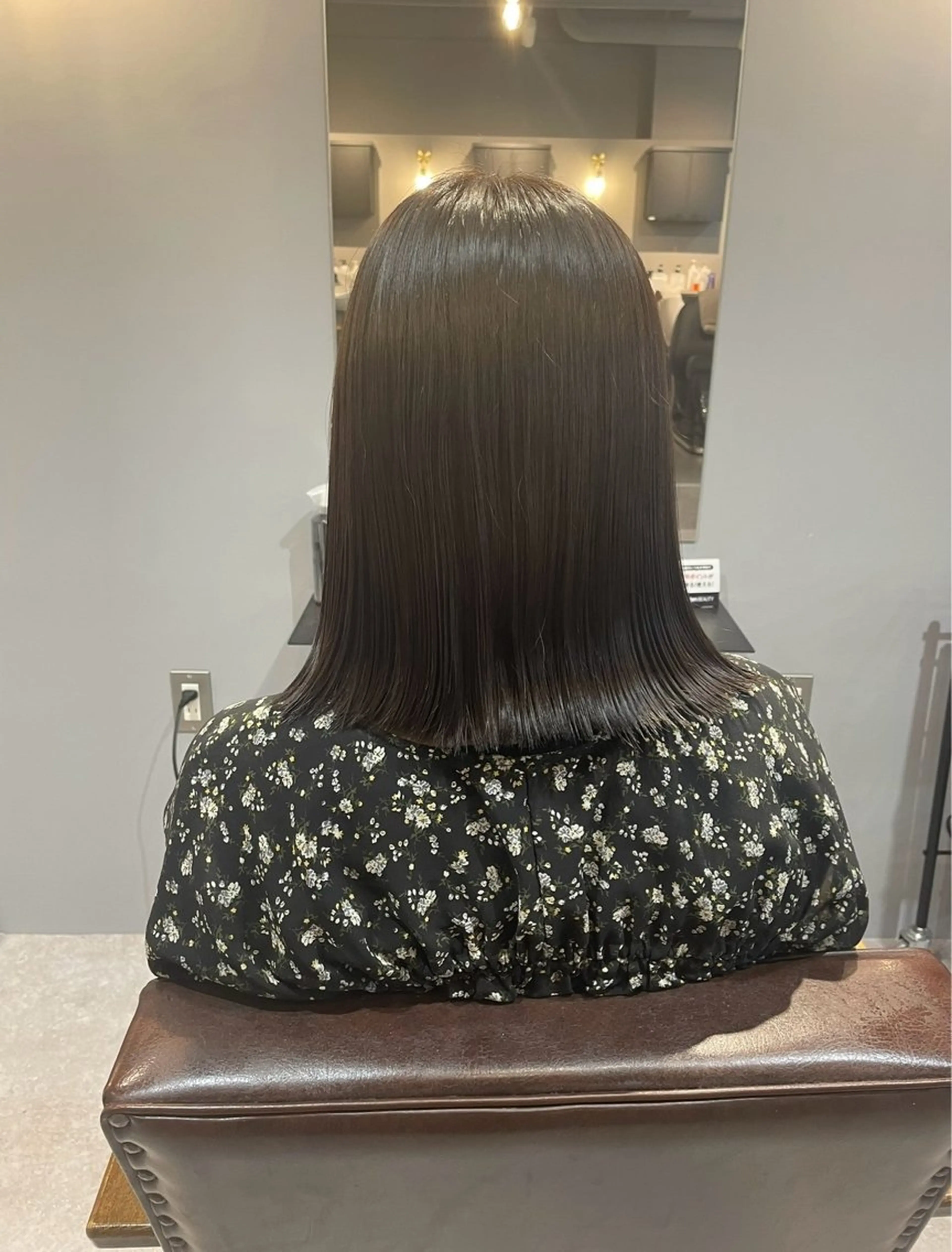 セミロング pers'lov yoneyaのヘアスタイル