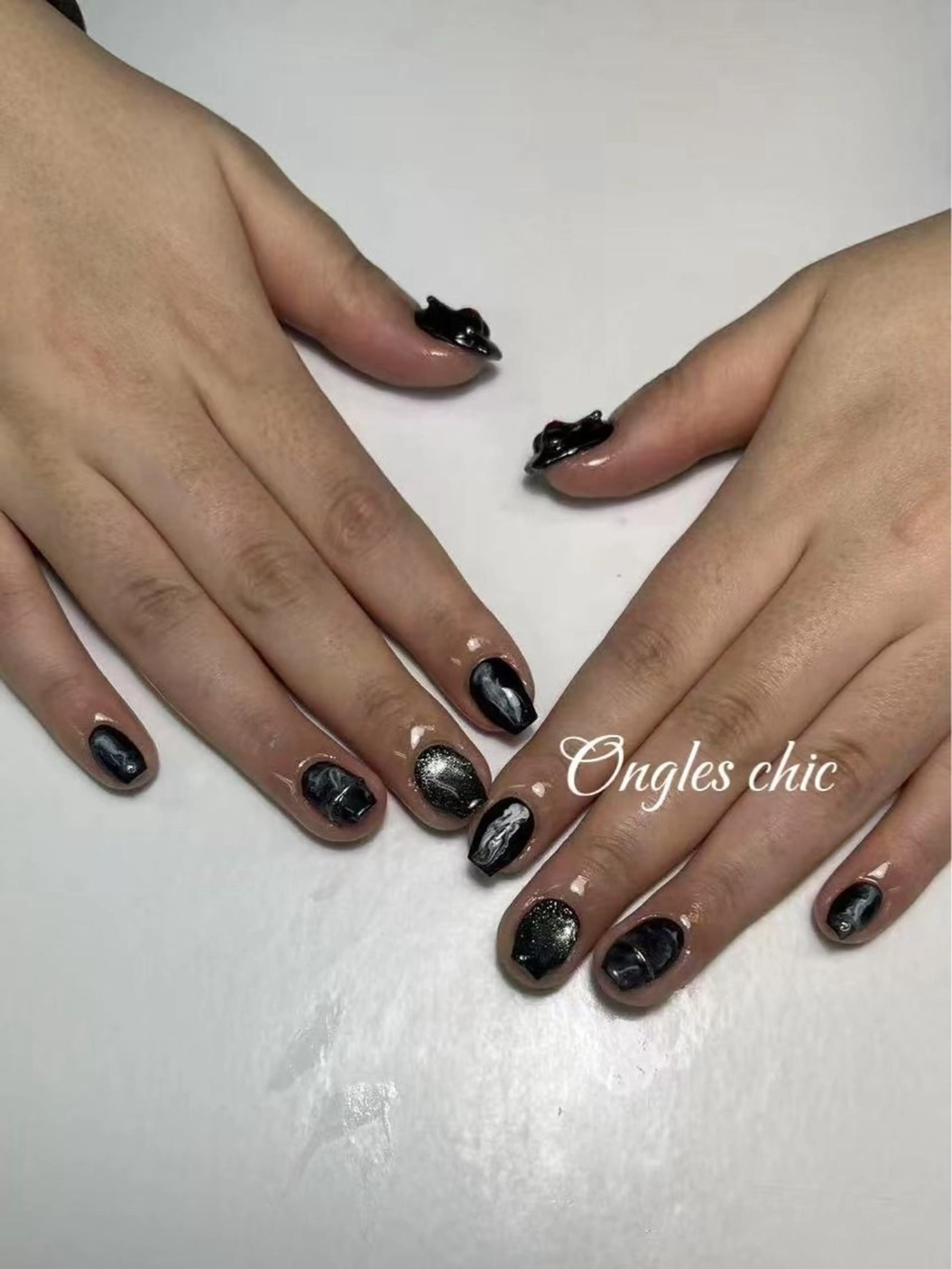 ネイル ハンドネイル ongles chicのネイルデザイン