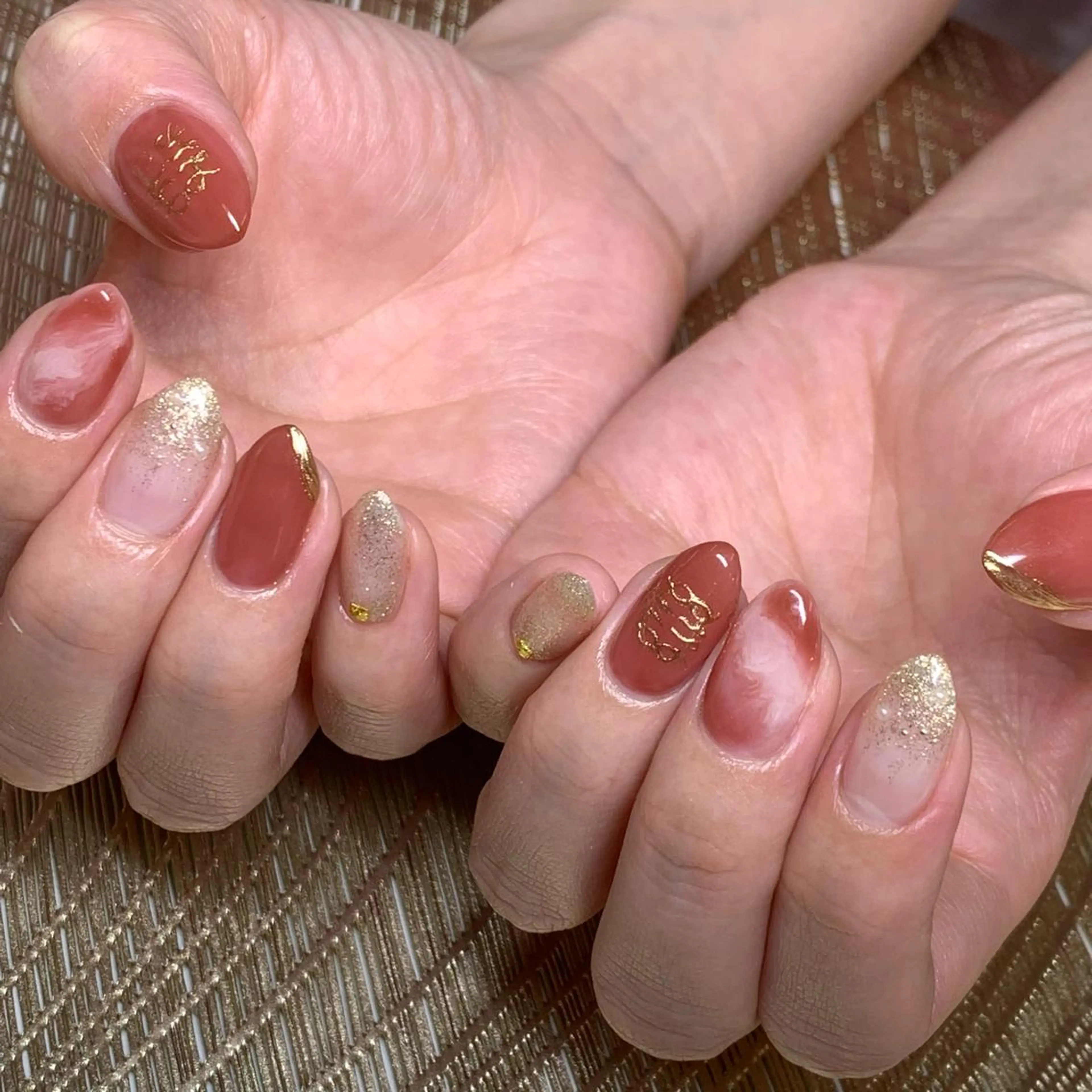 ネイル καρδιά -ｶﾙﾃﾞｨｱ-のネイルデザイン