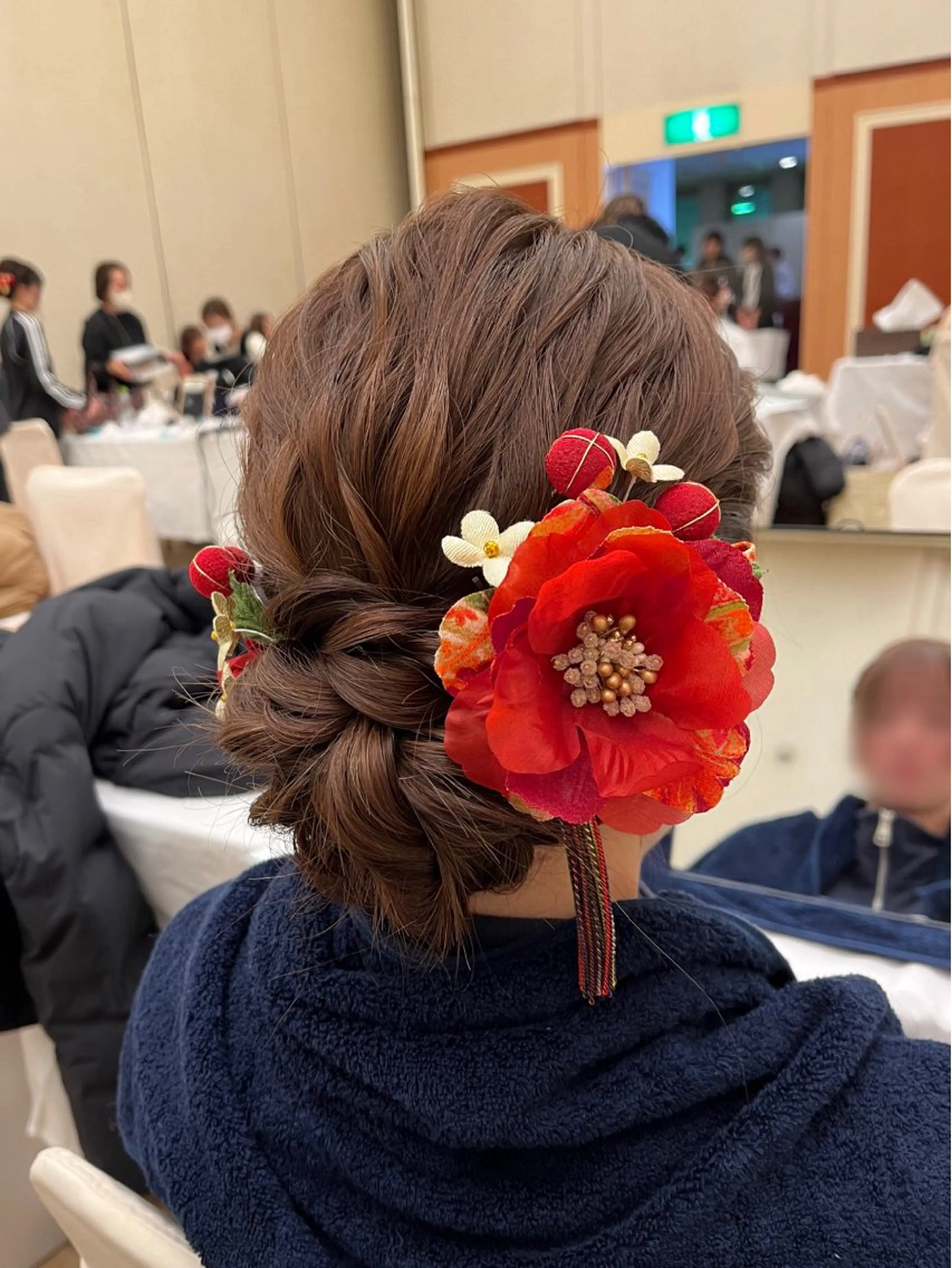 セミロング ヘアアレンジ 成人式 ヘアセット 石井 綺乃のヘアスタイル