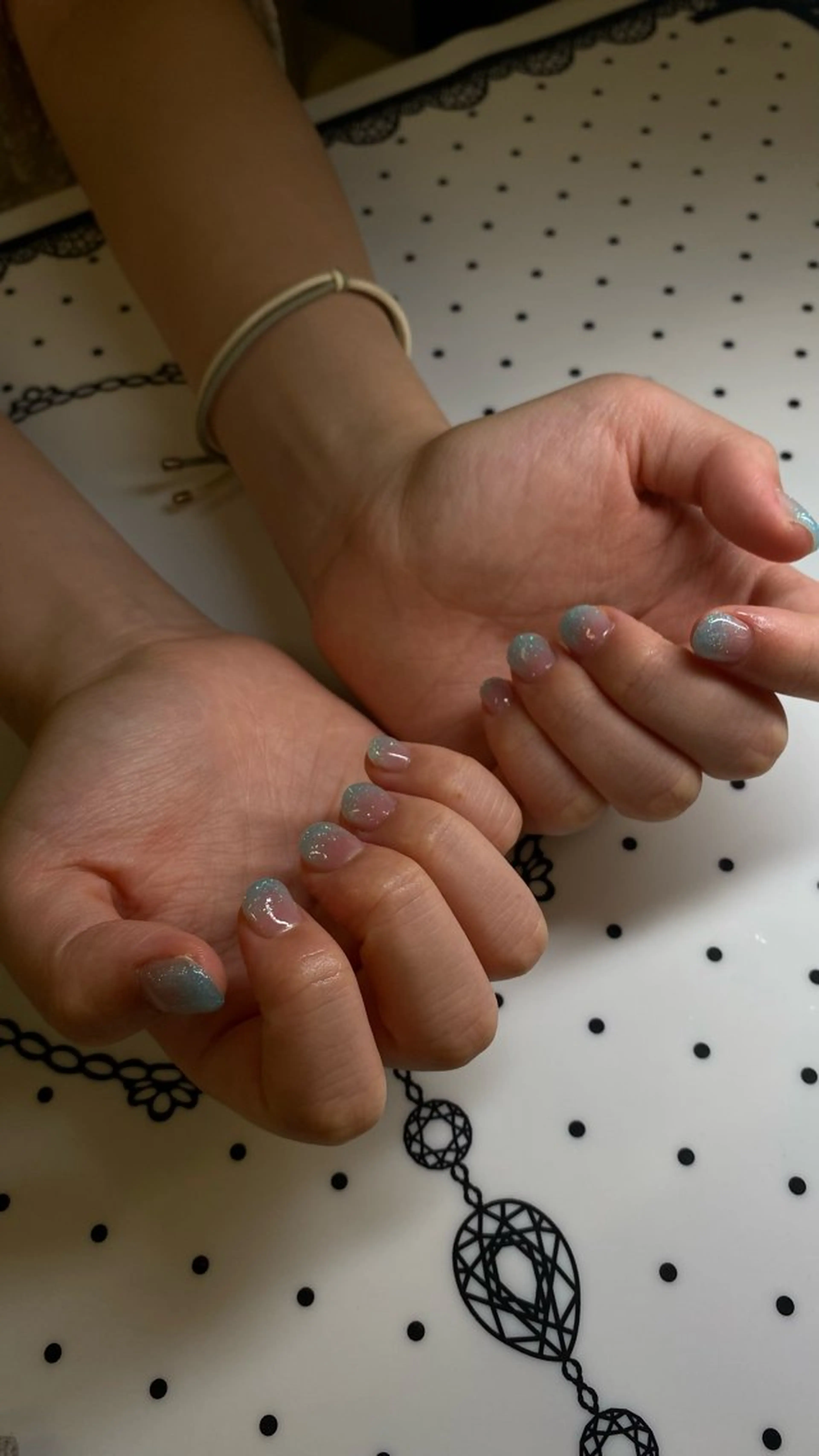 ネイル EYEST クロダのネイルデザイン