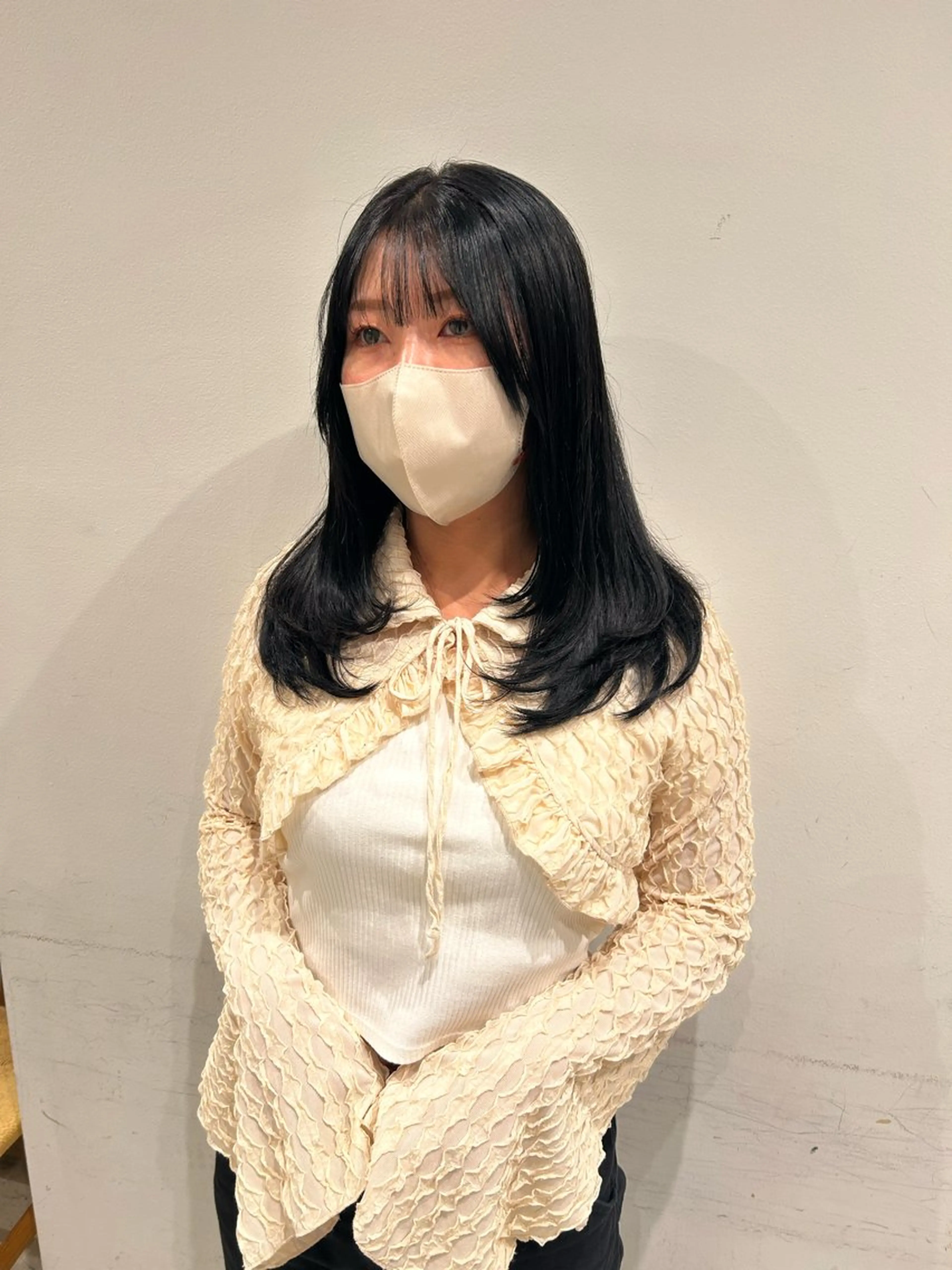 ミディアム カラー レイヤーカット カット ヘアカラー トリートメント 透明感カラー🫧 nanohaのヘアスタイル