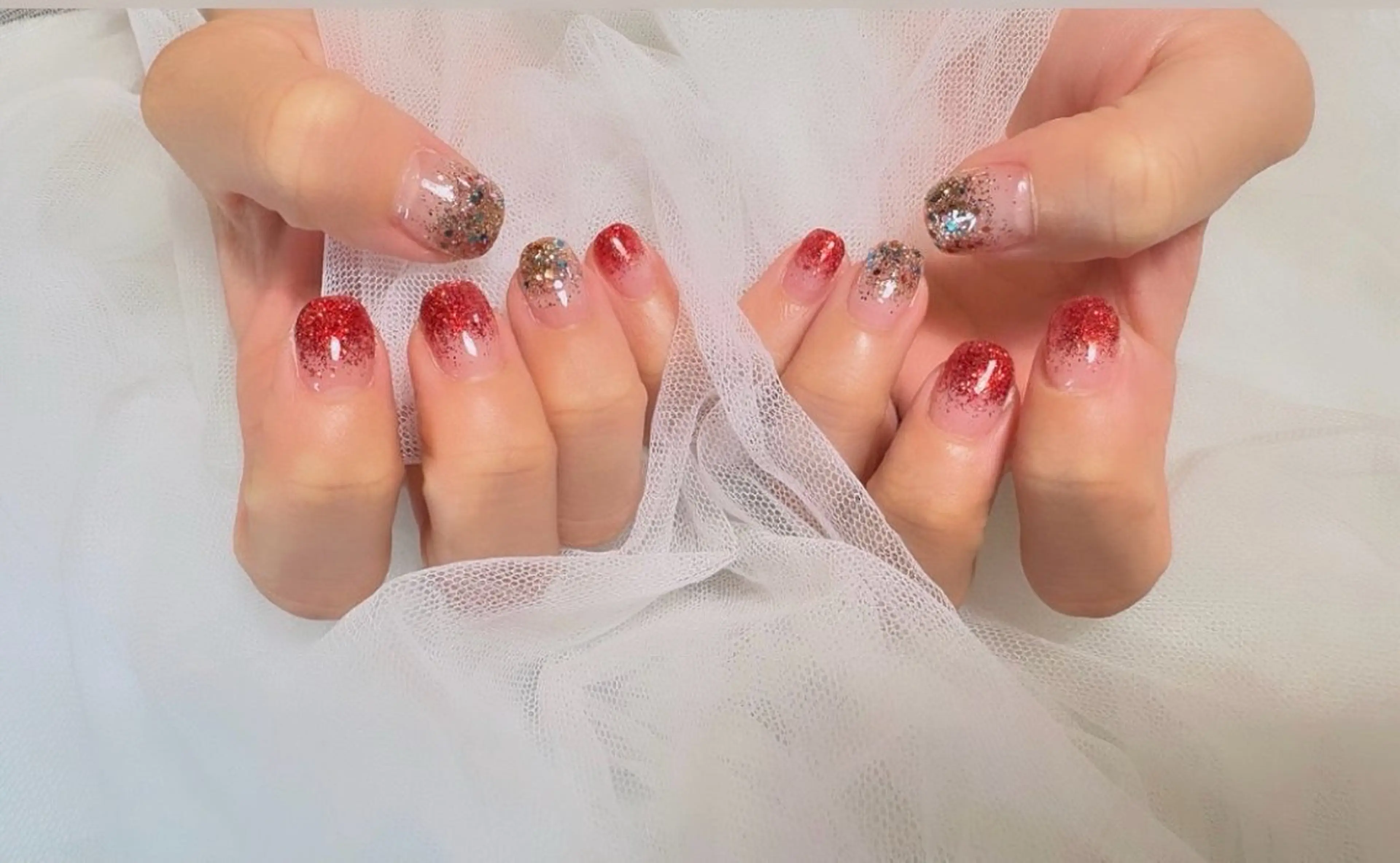 ネイル salon de 4H所属・小林 麻里のネイルデザイン