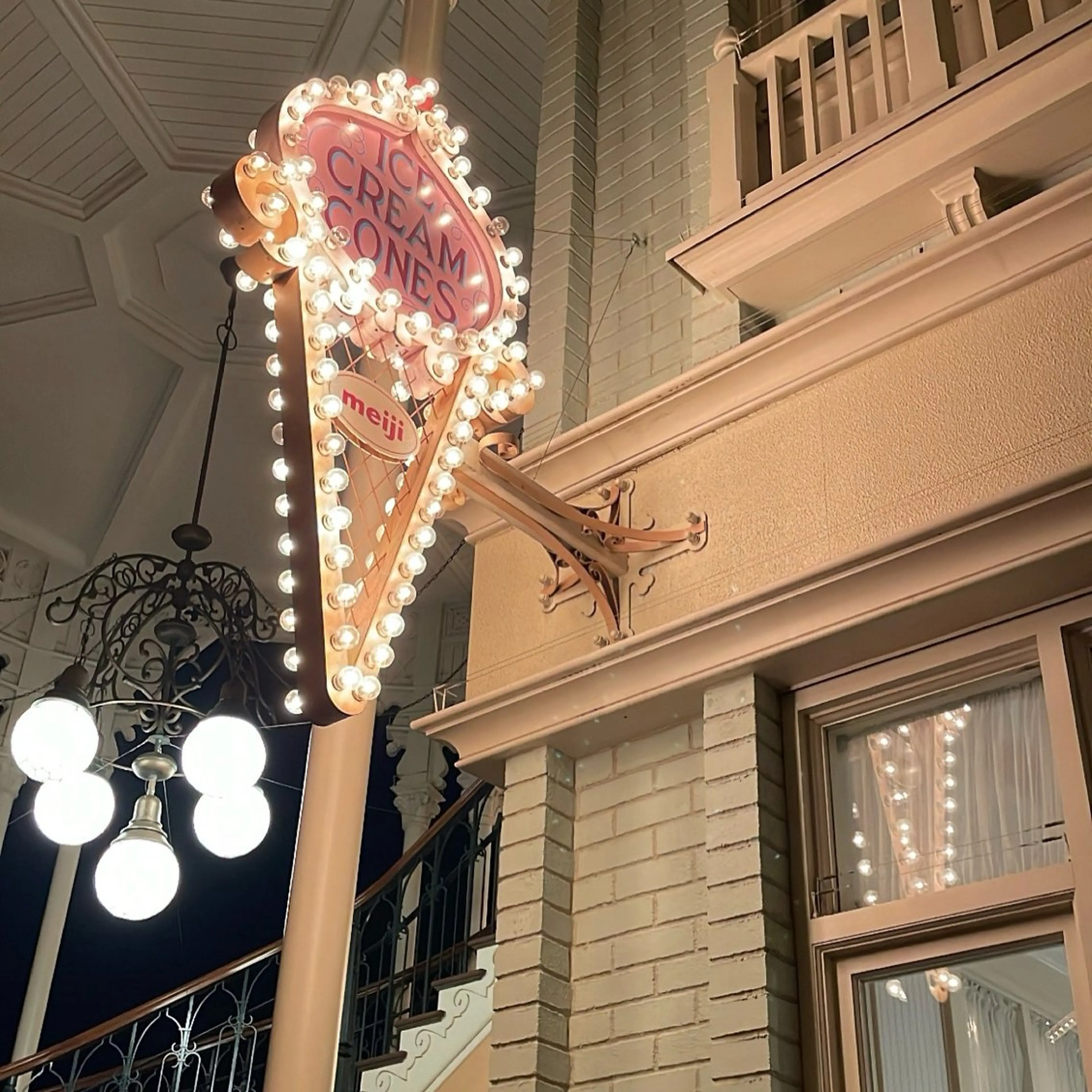 マツエク・マツパ moeka🌙 【銀座】のマツエク・マツパデザイン