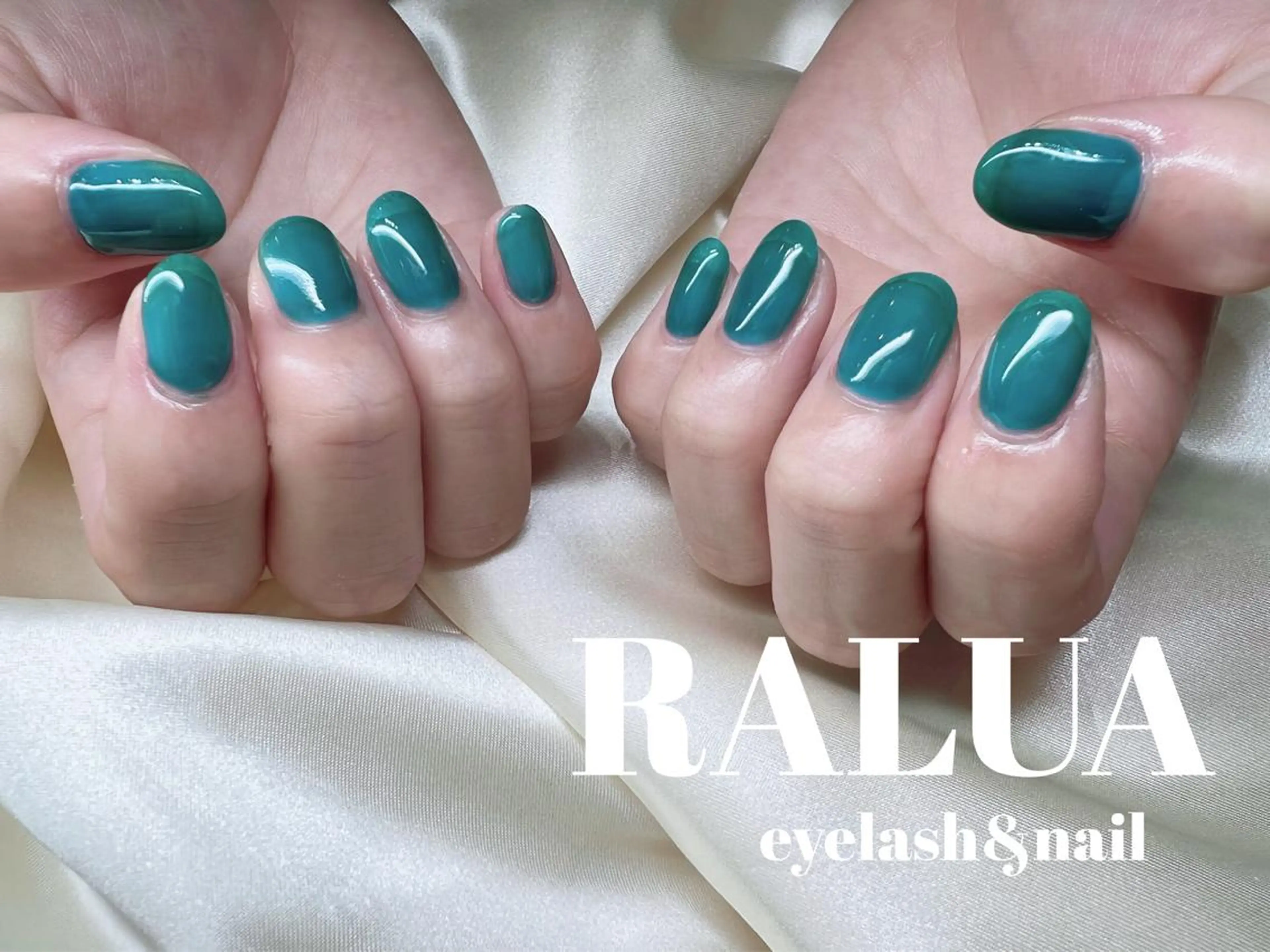 ネイル RALUA shiori🐰のネイルデザイン