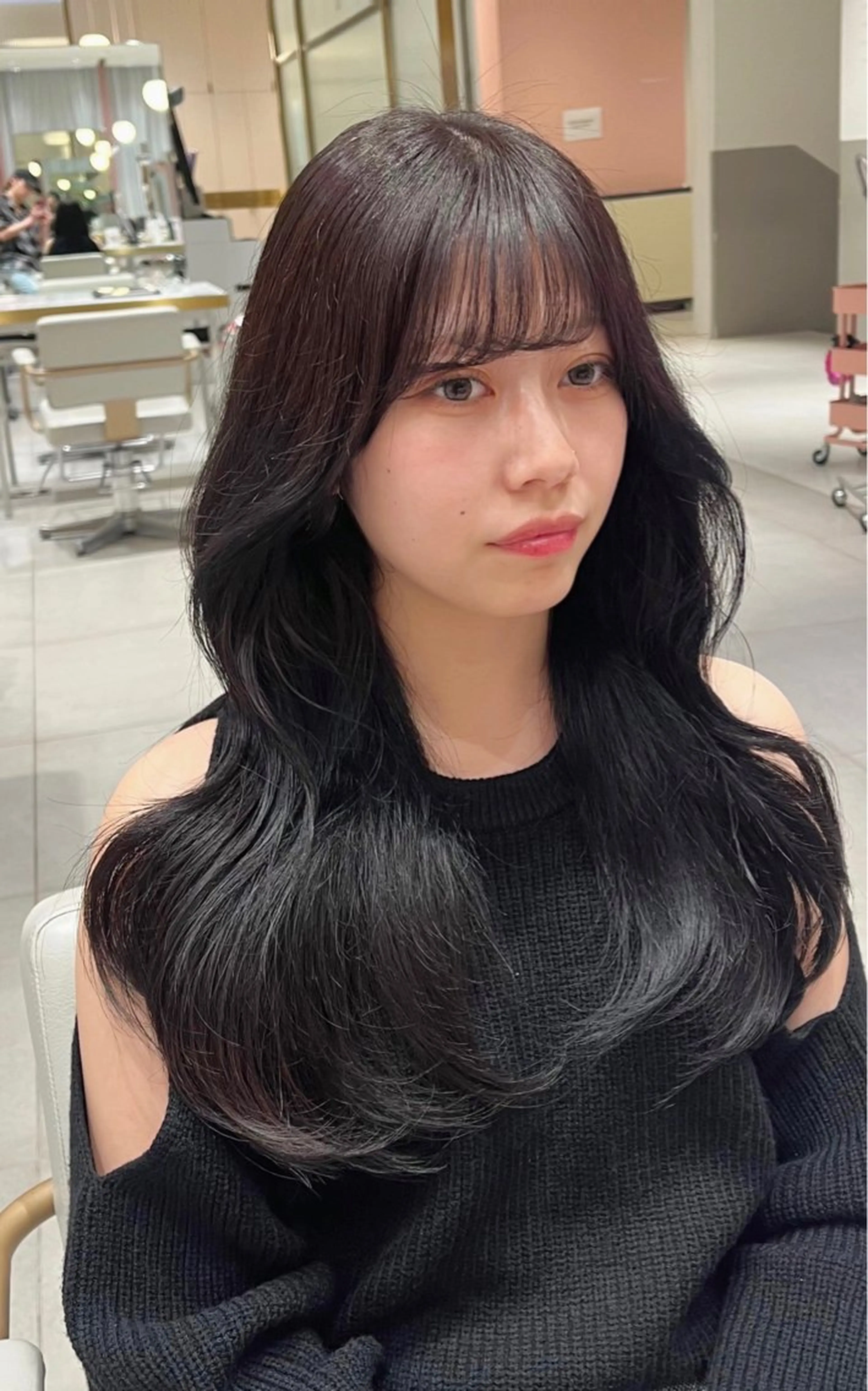 ロング 赤み消し透明感カラー 似合わせ前髪柴田礼空のヘアスタイル