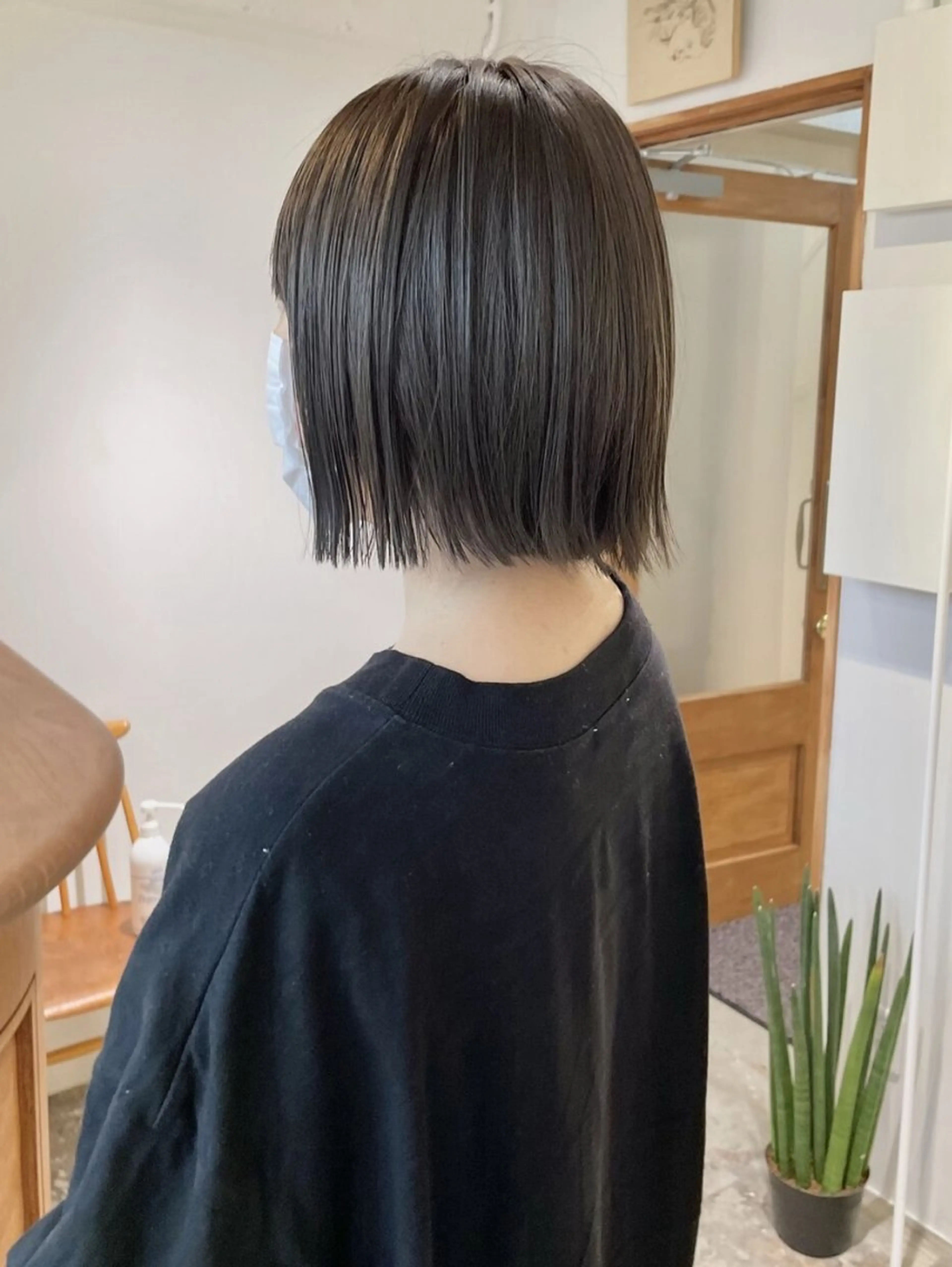 ショート カラー アッシュ アッシュグレー 透明感カラー ヘアカラー 立川艶髪カラーと映画 美容師YUJIのヘアスタイル