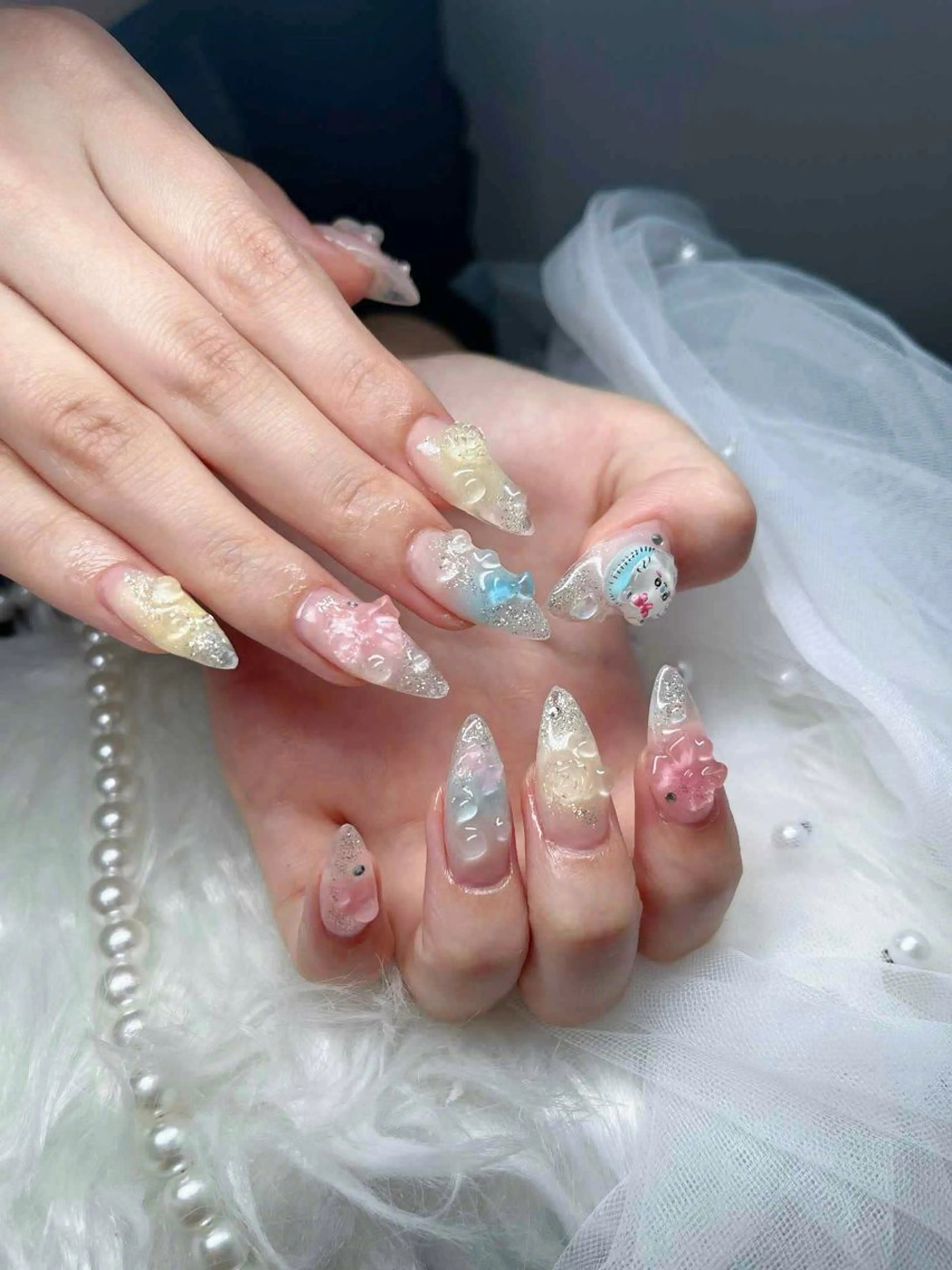 ネイル オーロラネイル フレンチネイル ジェルネイル ハロウィン 韓国ネイル ハンドネイル H.baby Nail Salonのネイルデザイン