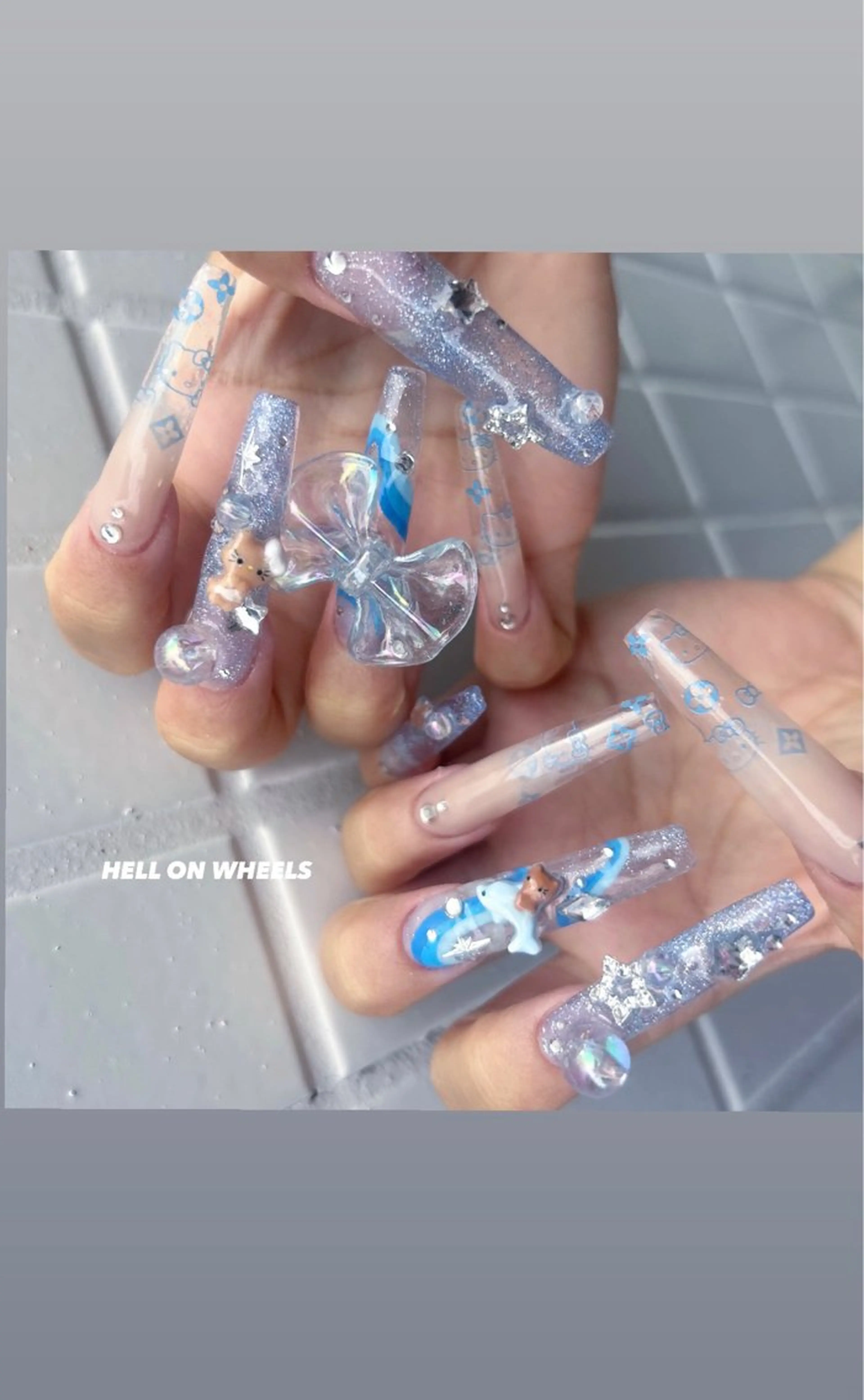 ネイル 夏ネイル ハンドネイル ⛓Miyu ⛓のネイルデザイン