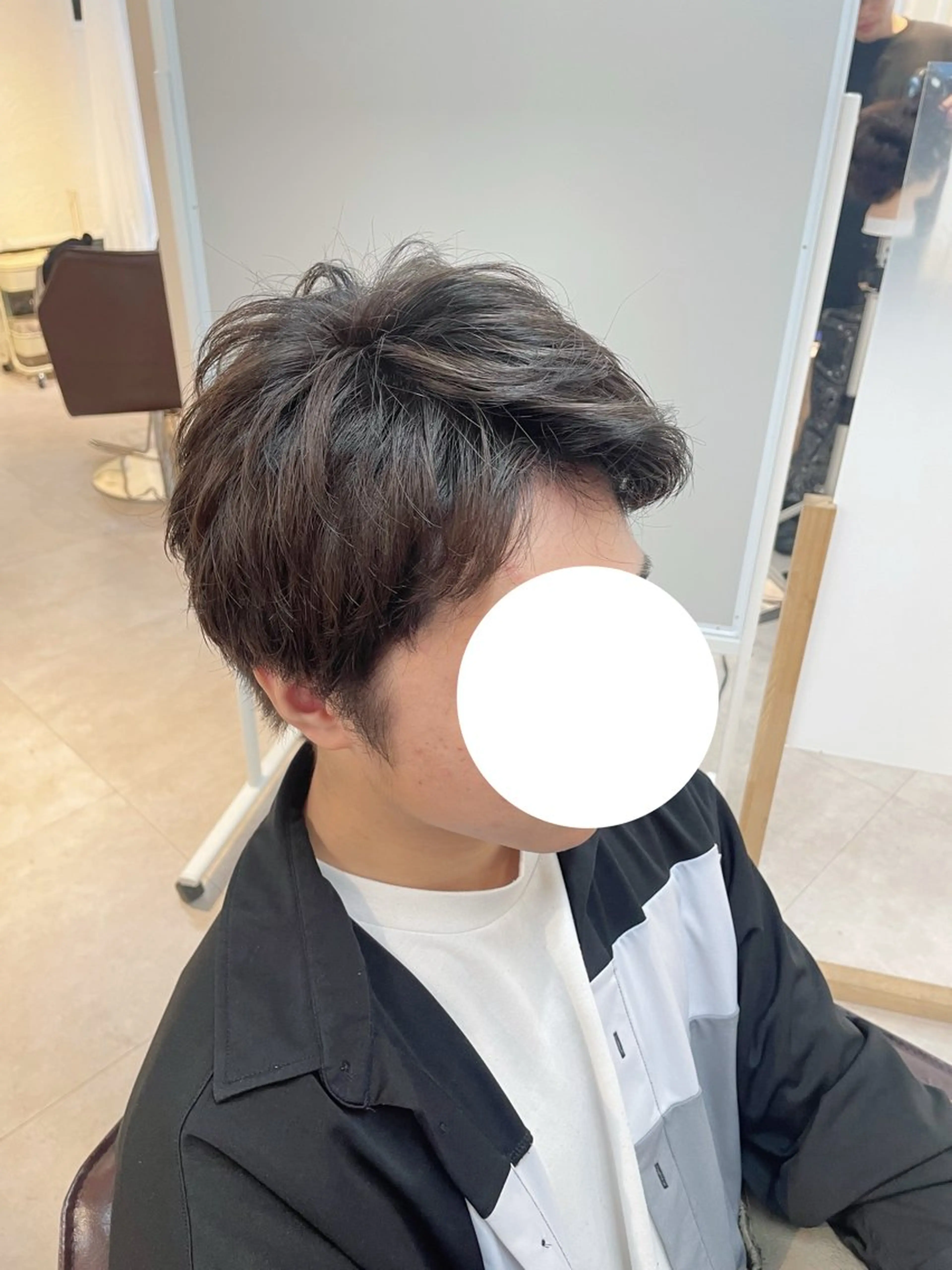 カラー メンズ メンズブリーチ ブリーチ ダブルカラー ブリーチなしカラー 内山 あすかのヘアスタイル