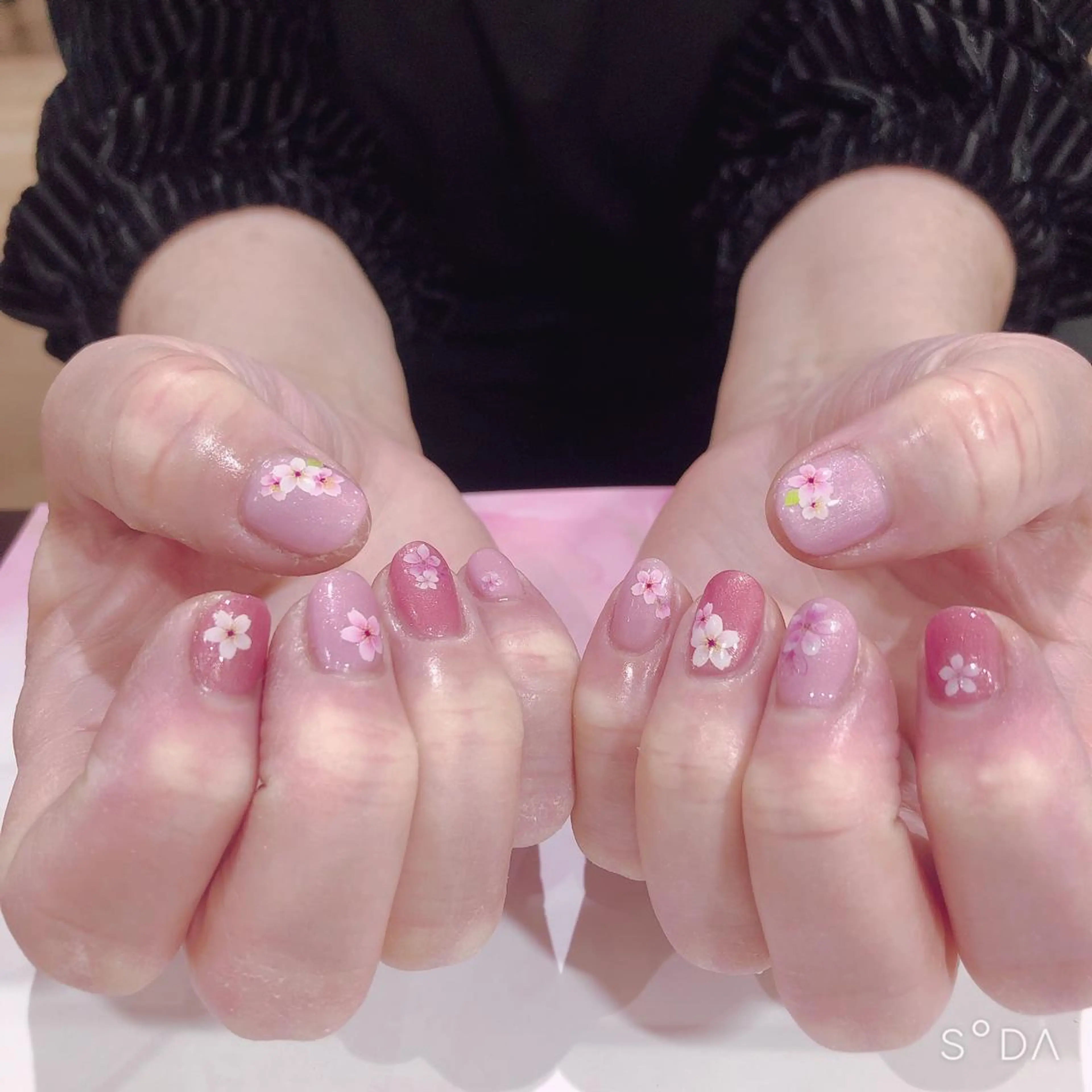 ネイル 春ネイル ハンドネイル 吉野✨ ネイルデザイナー✨のネイルデザイン