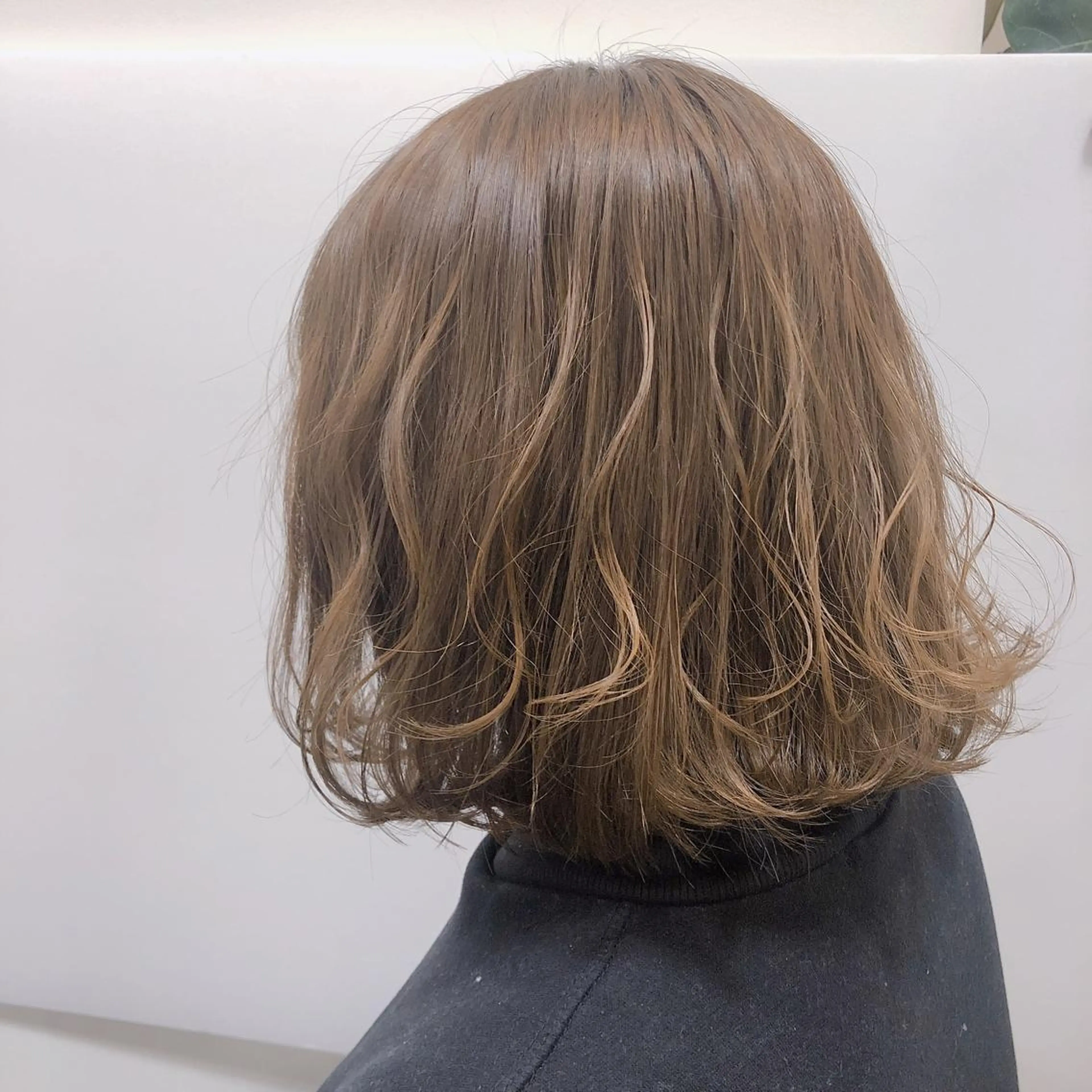 ショート 顔周りの垢抜けヘア 立山あいりのヘアスタイル