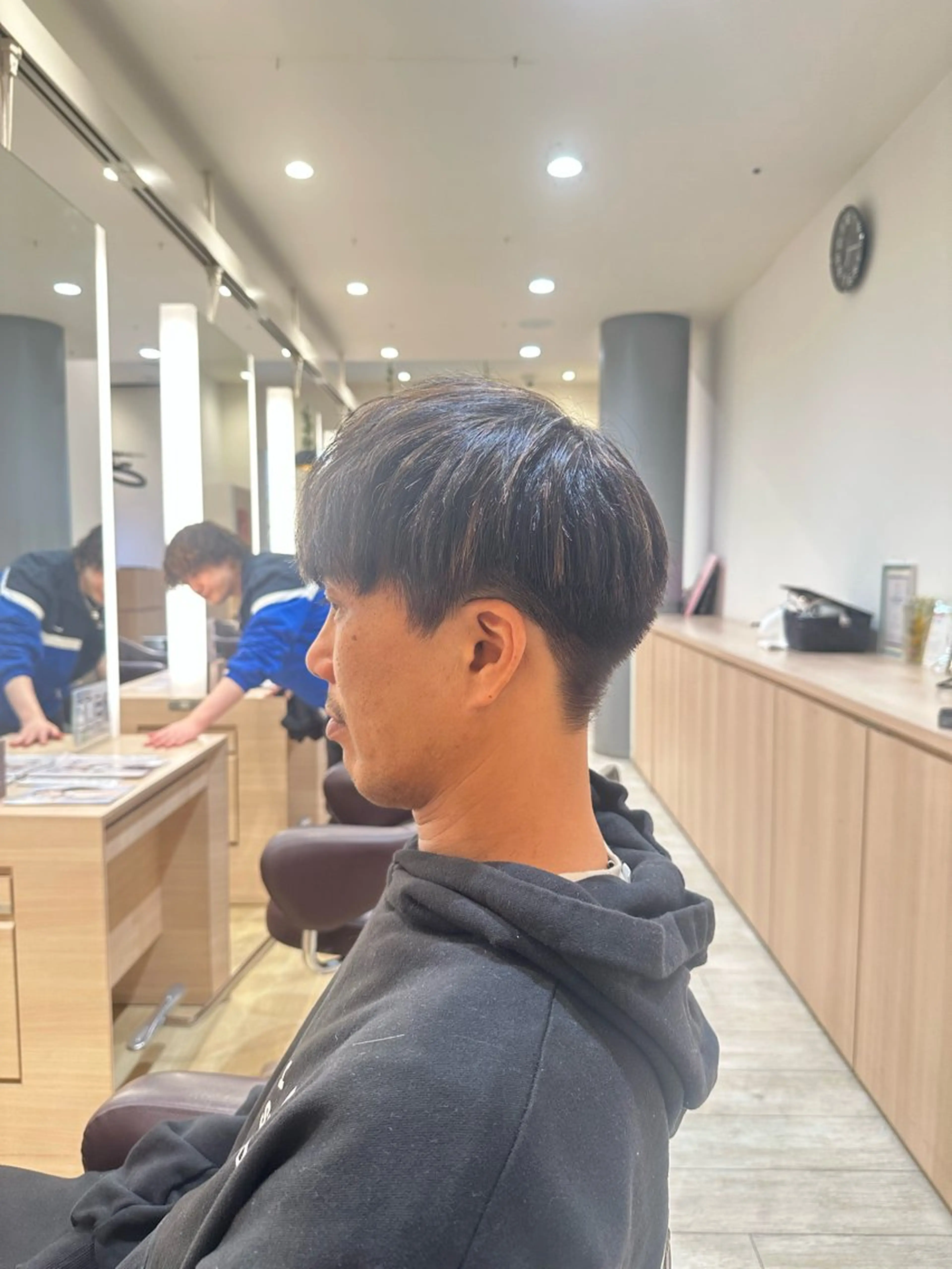 メンズ 村岡 礼菜のヘアスタイル