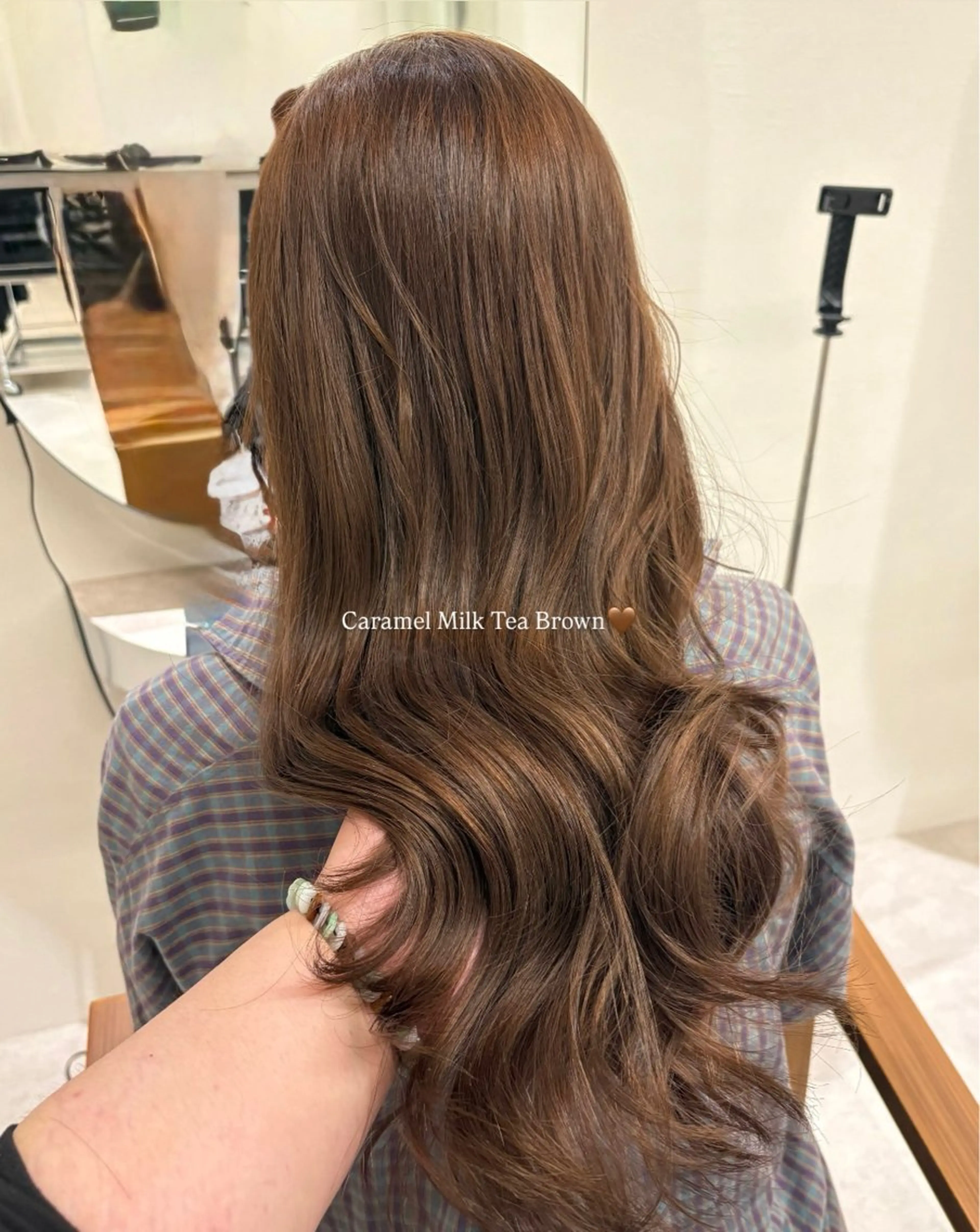 ロング ヘアカラー moe🇨🇳 haku.箕面のヘアスタイル