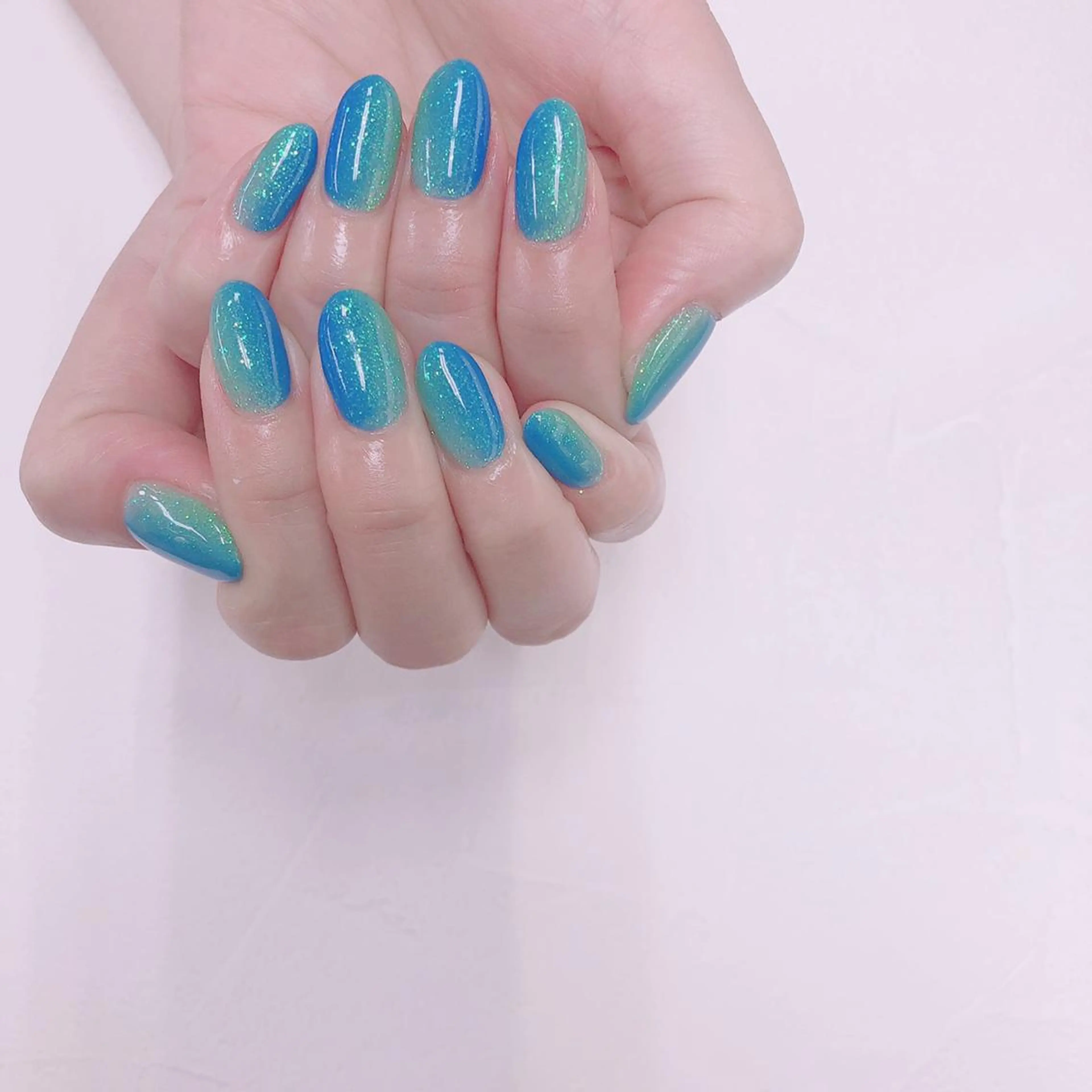 ネイル ブルー グラデーション ハンドネイル ハンドケア FASTNAIL PLUS 新宿店のネイルデザイン