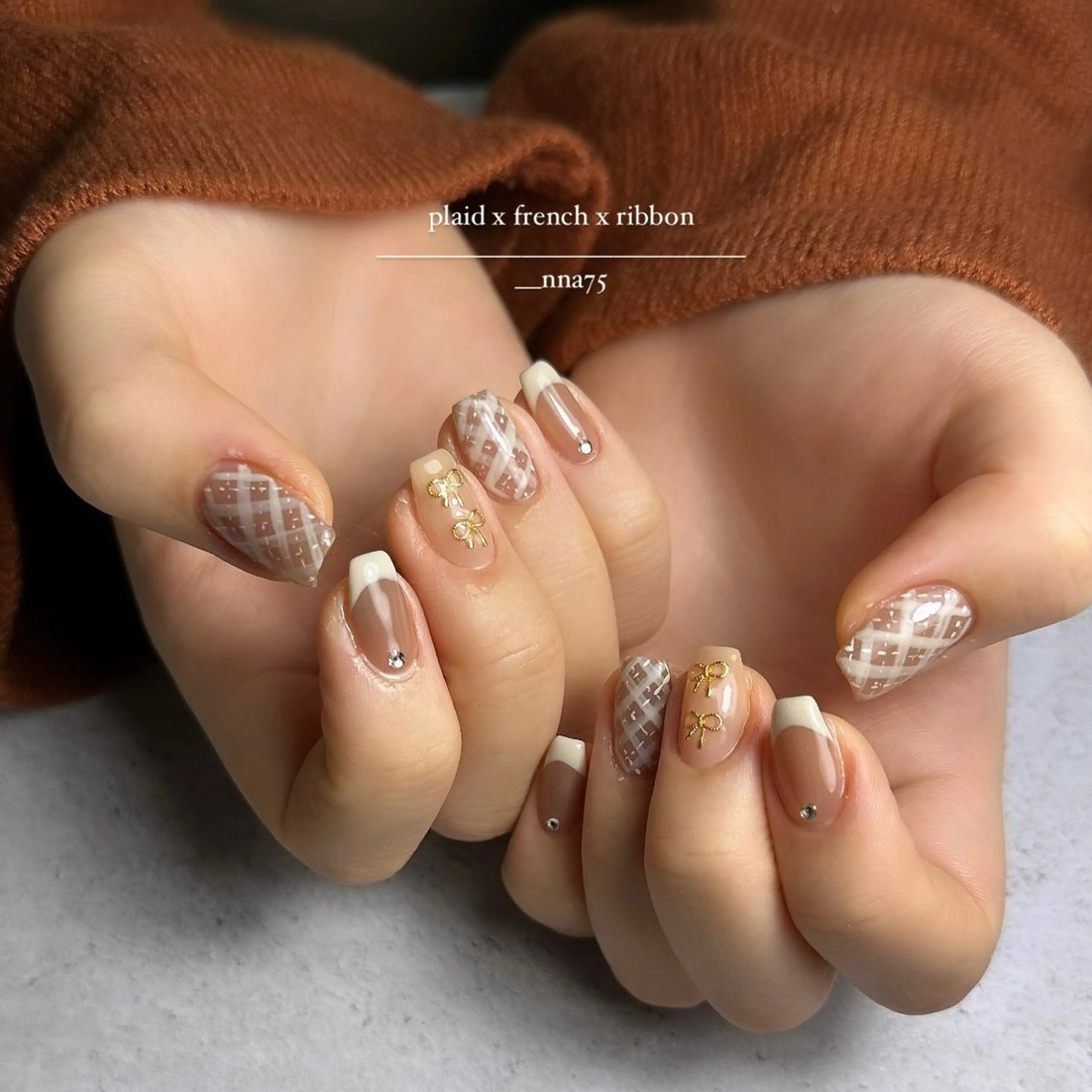 ネイル GRANDE OSU Anna 🧸💛のネイルデザイン