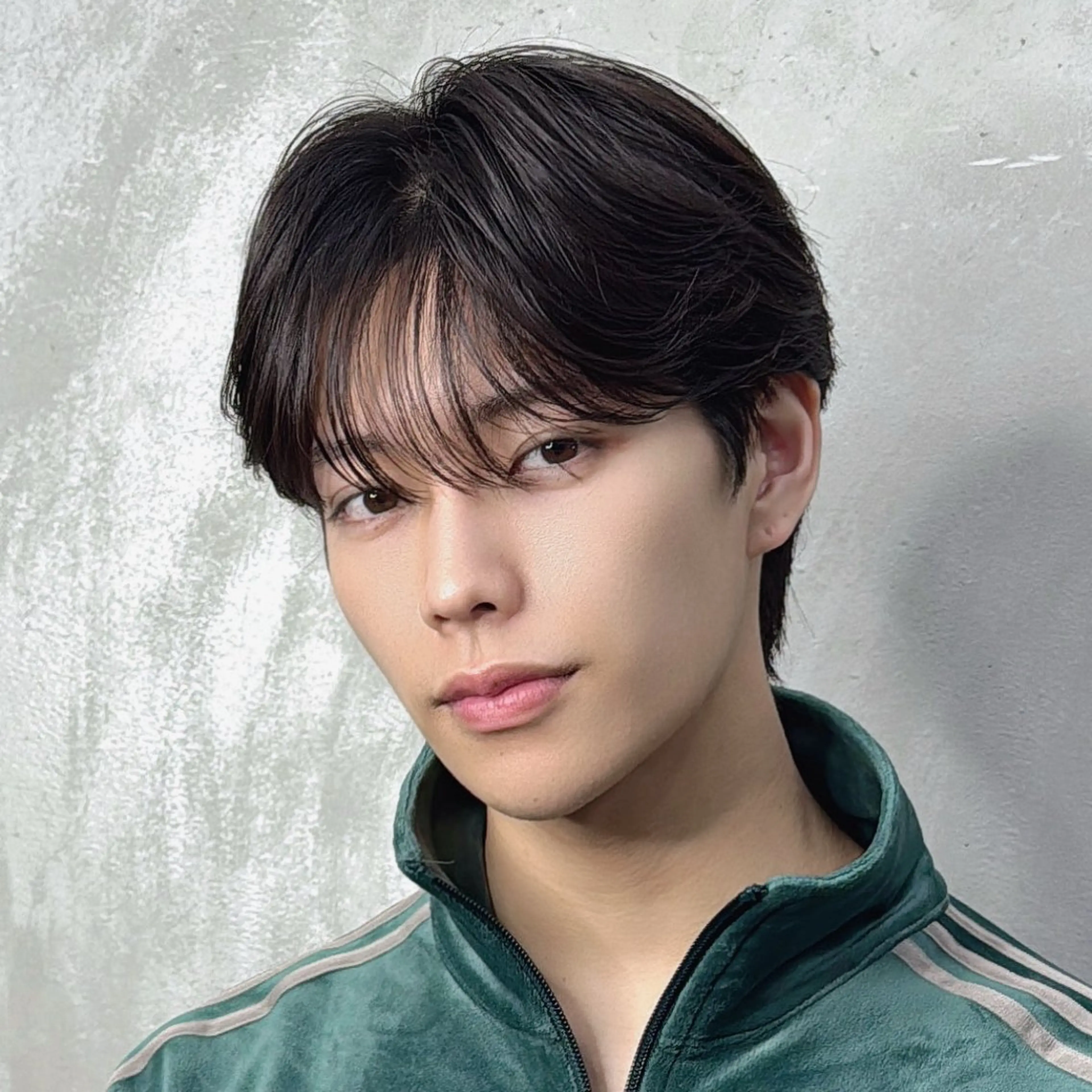 ミディアム 無料メンズカット ざき【原宿】のヘアスタイル