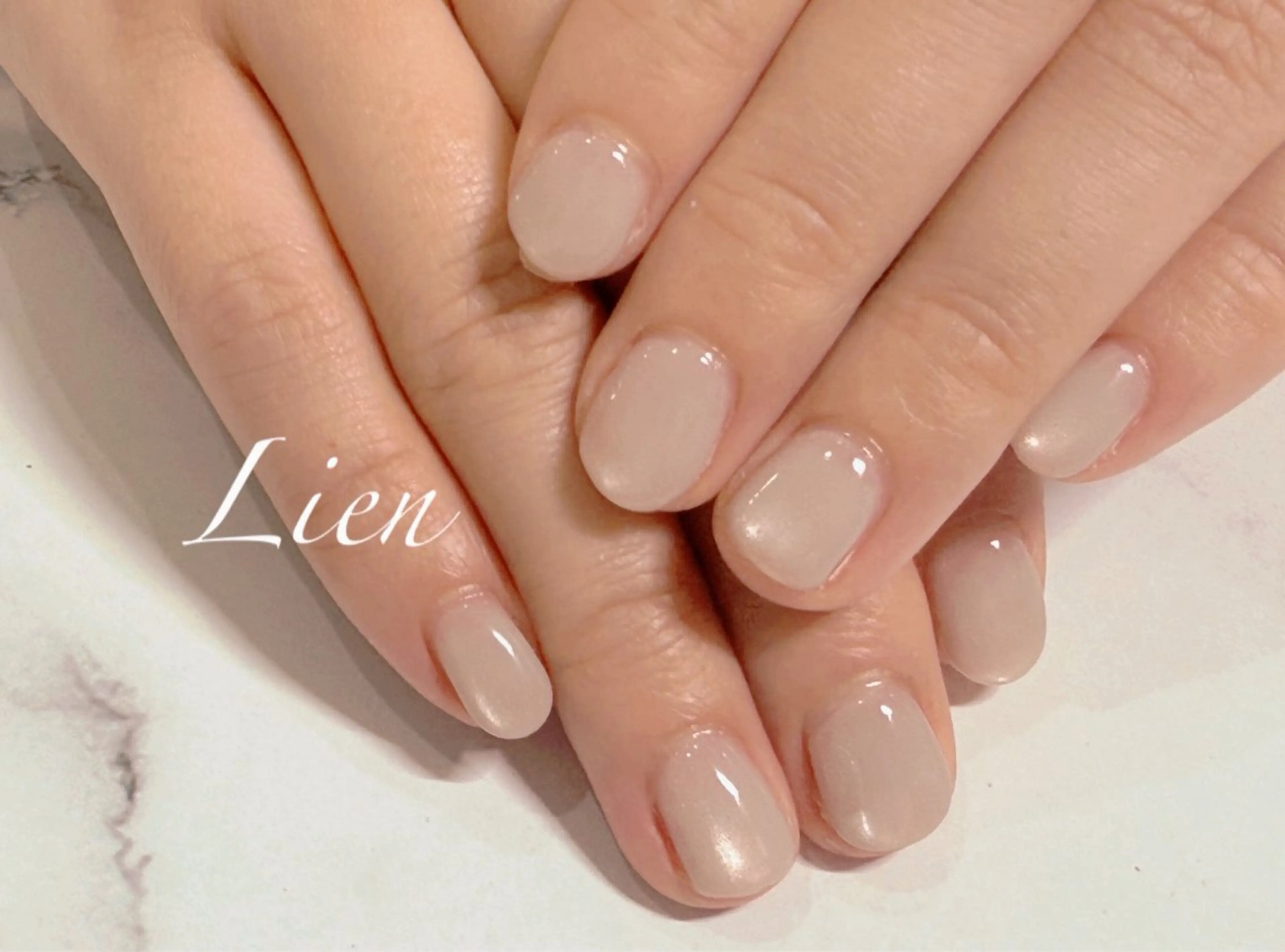 ネイル 長さ出し フットネイル フレンチネイル ジェルネイル ガラスフレンチ ハンドネイル Lien（リアン） 銀座駅6分のネイルデザイン