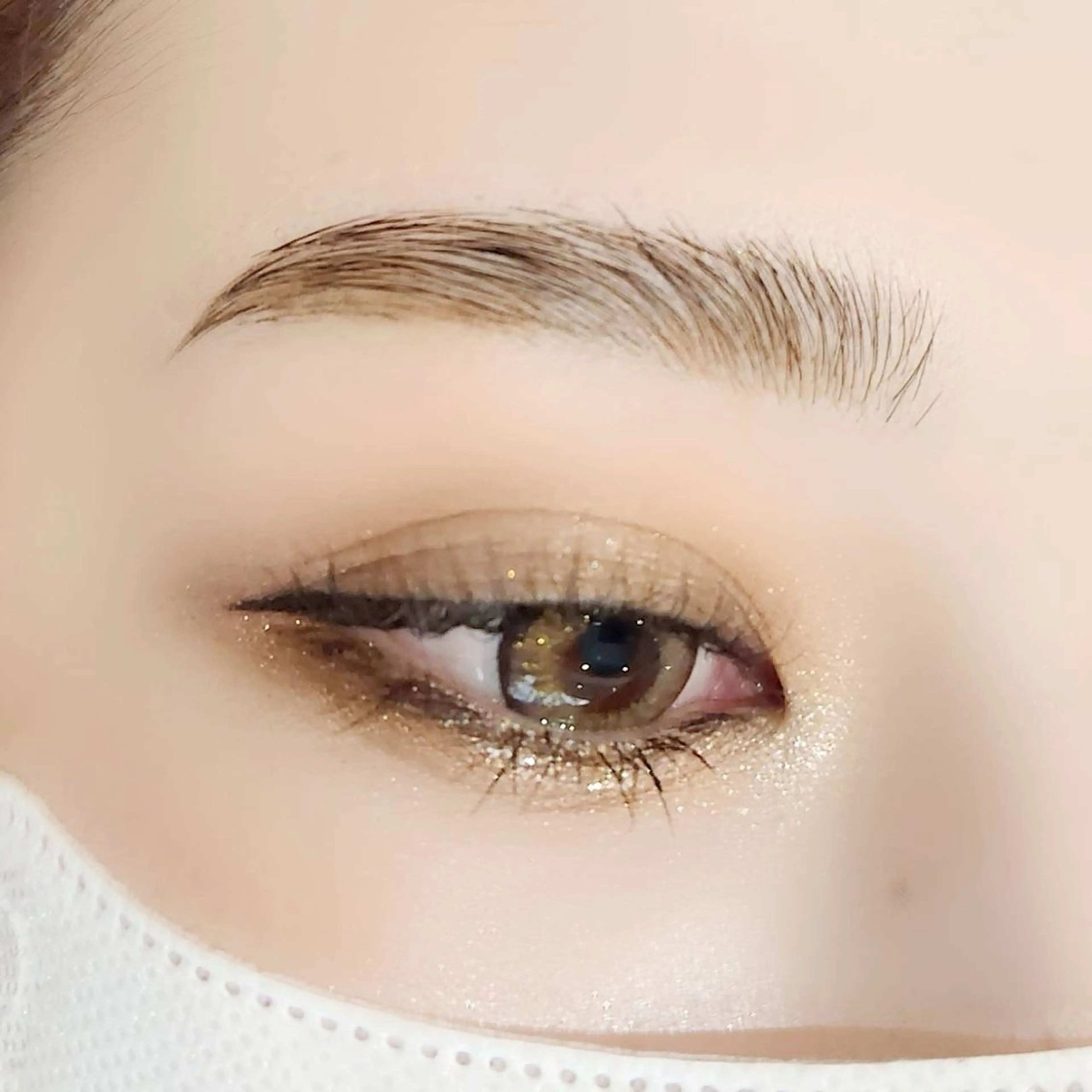 ブロウリフト眉毛パーマ×眉スタイリングの写真