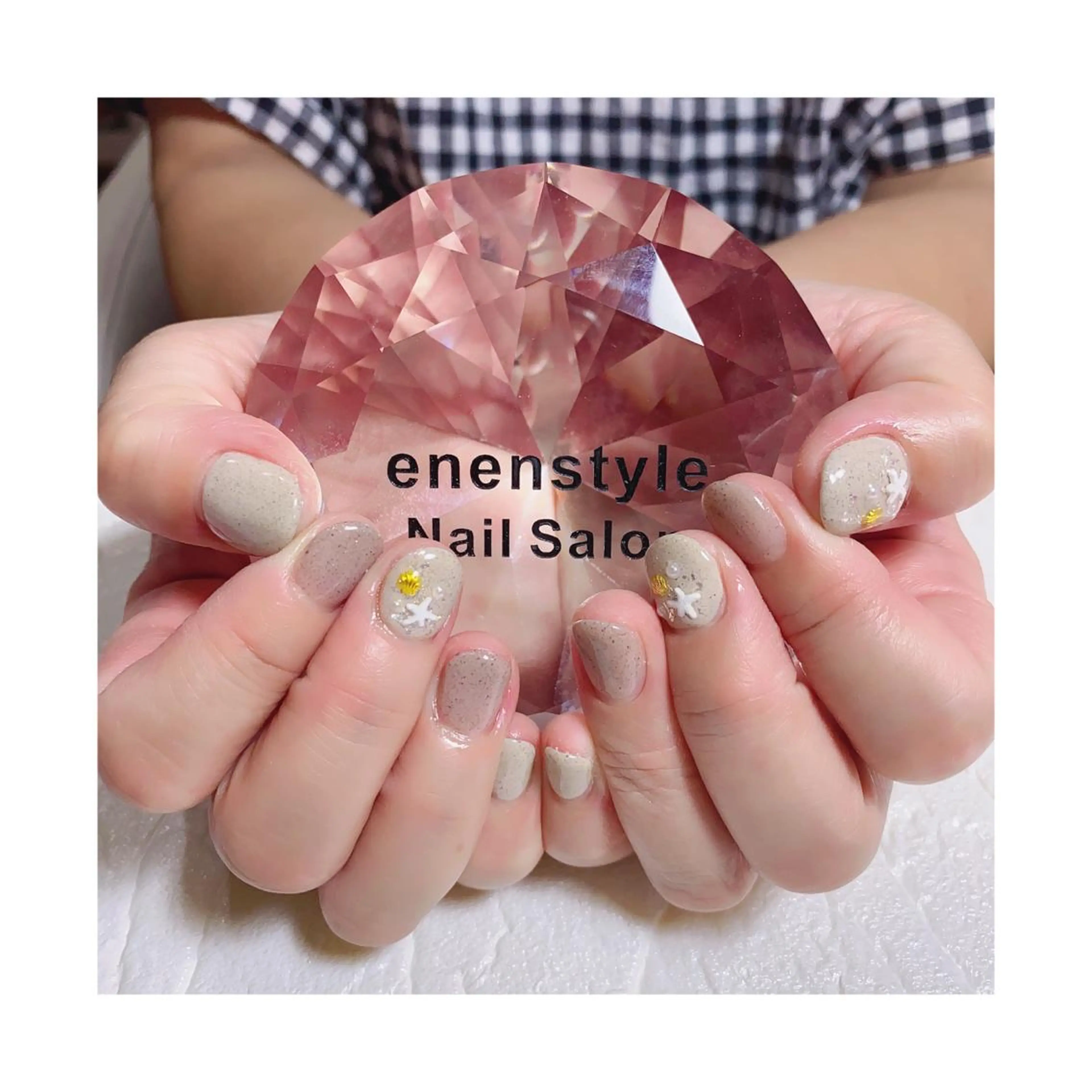 ショート ネイル ハンドネイル 👑enen style👑のネイルデザイン