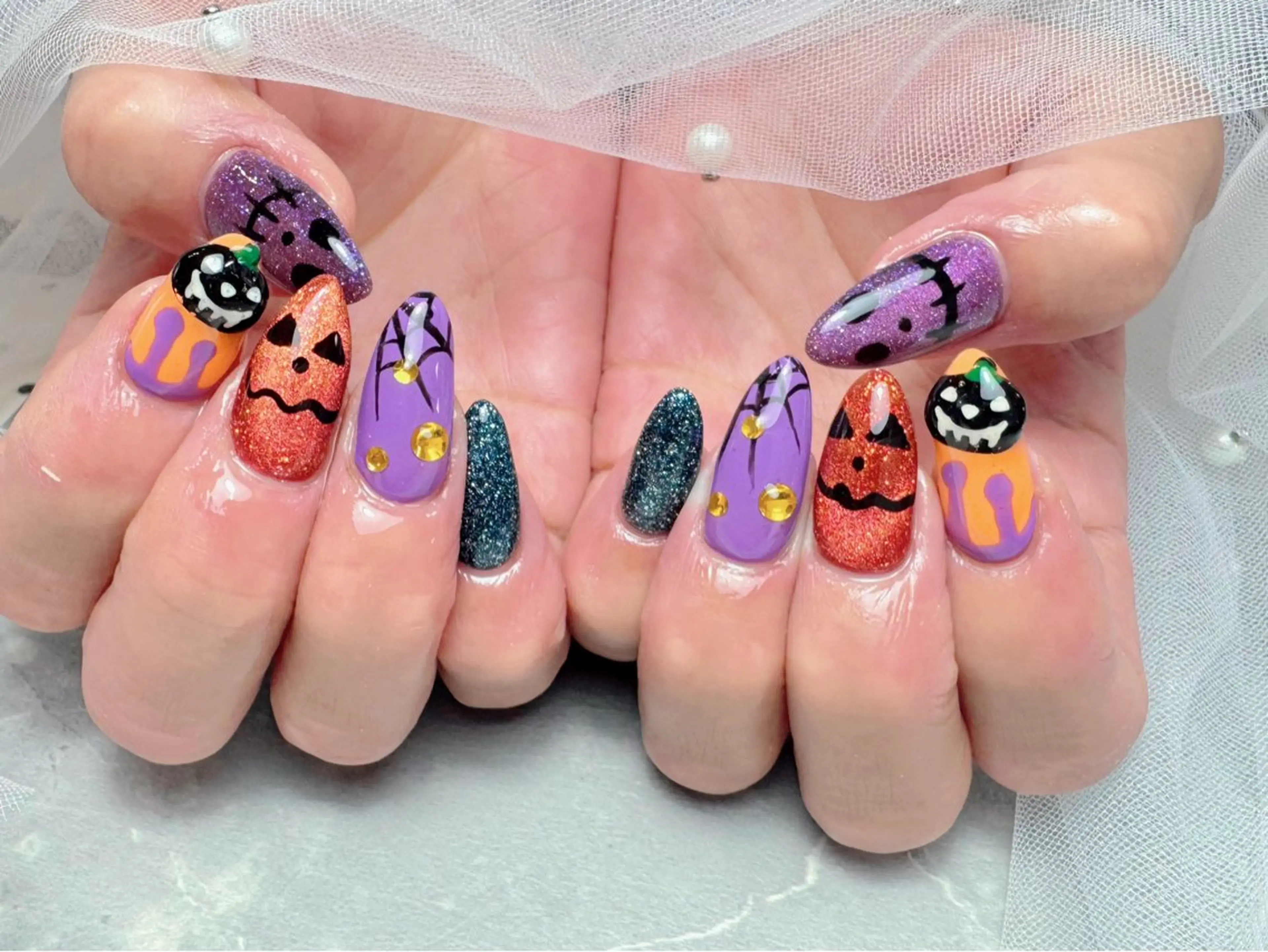 ネイル ハンドネイル マジック ミラーのネイルデザイン