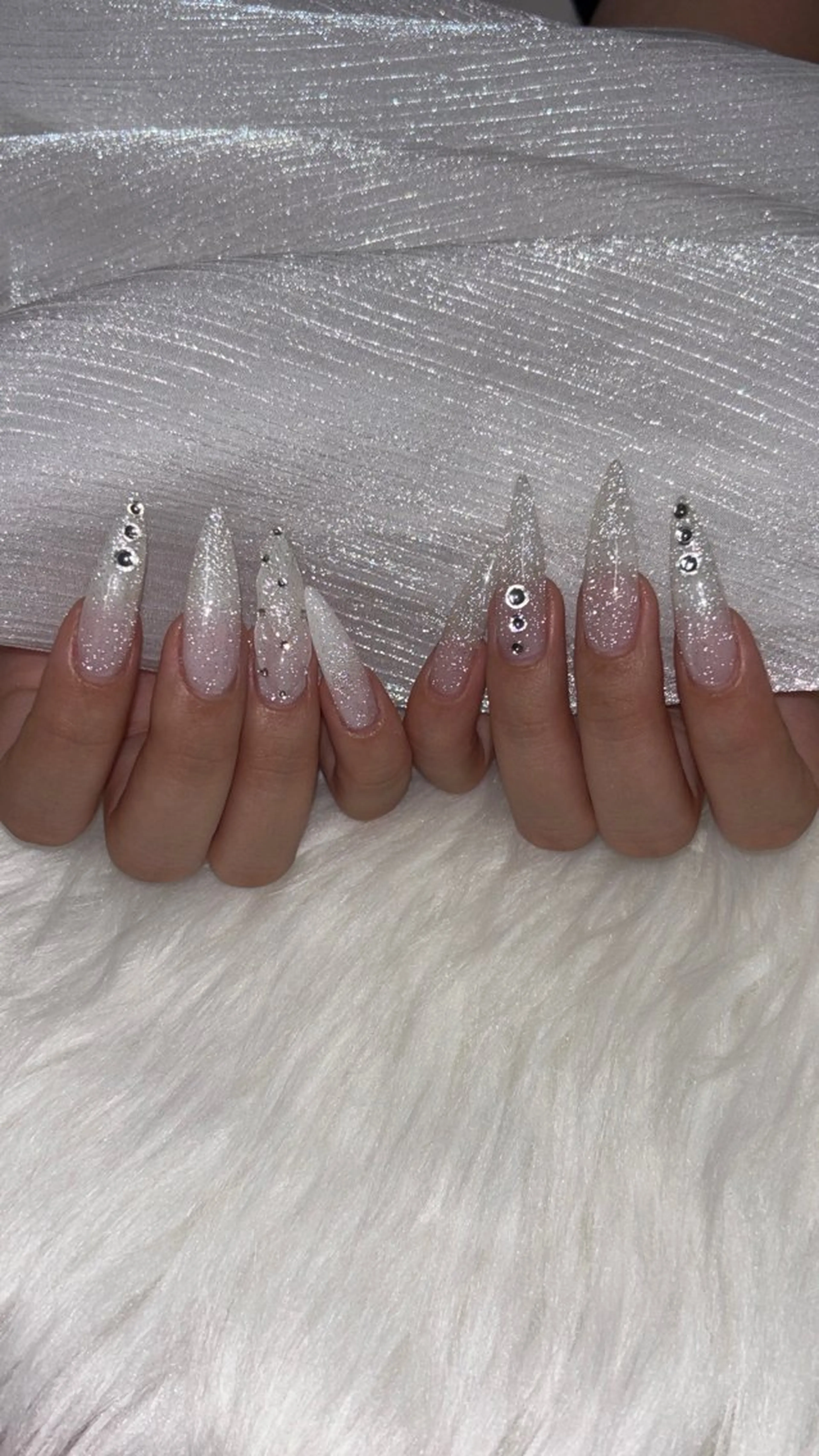 ネイル ハンドネイル フットネイル POLISH サナのネイルデザイン