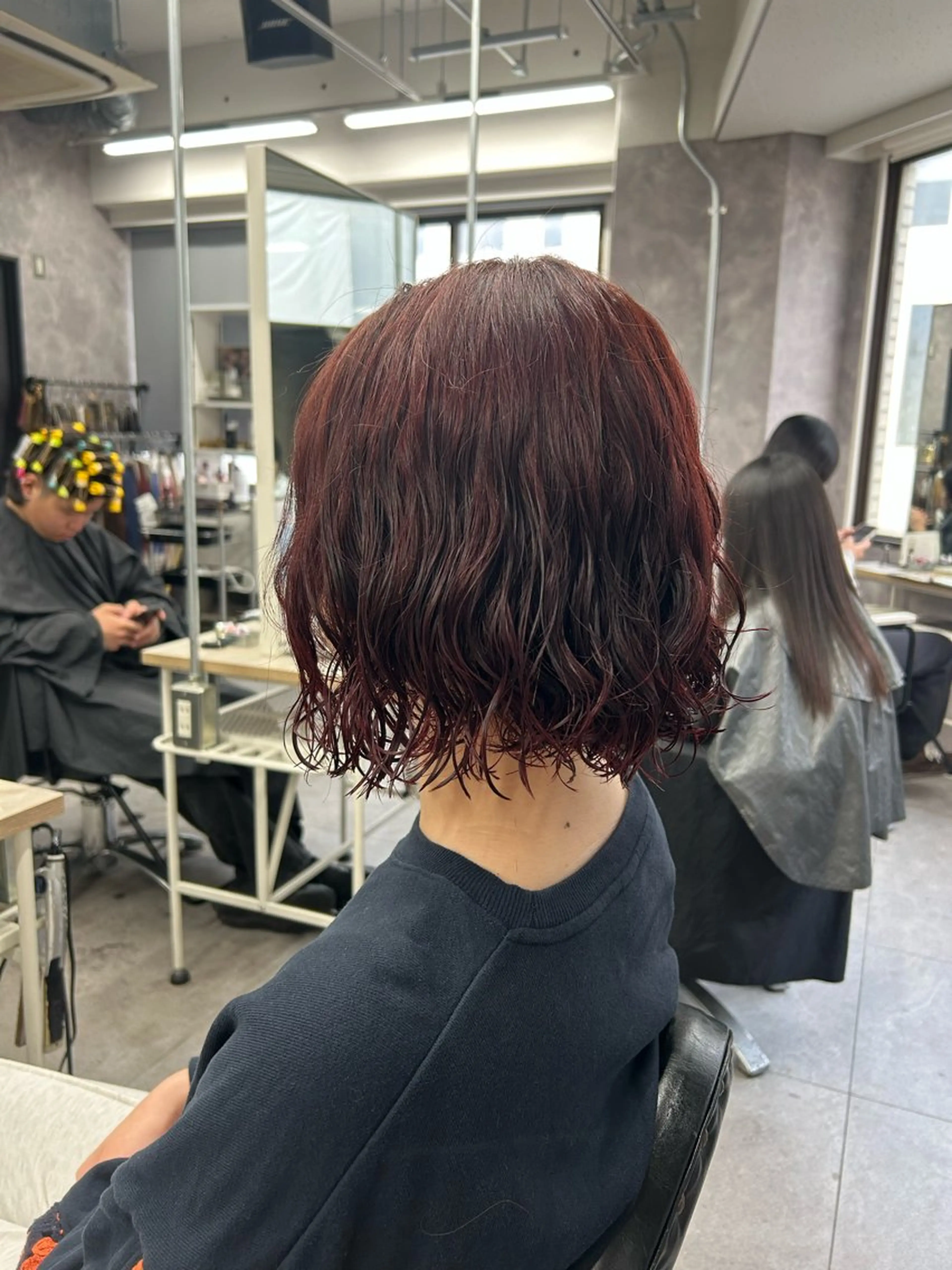 ミディアム カラー パーマ カット パーマ 暖色カラー🪷 オタク美容師🎶のヘアスタイル