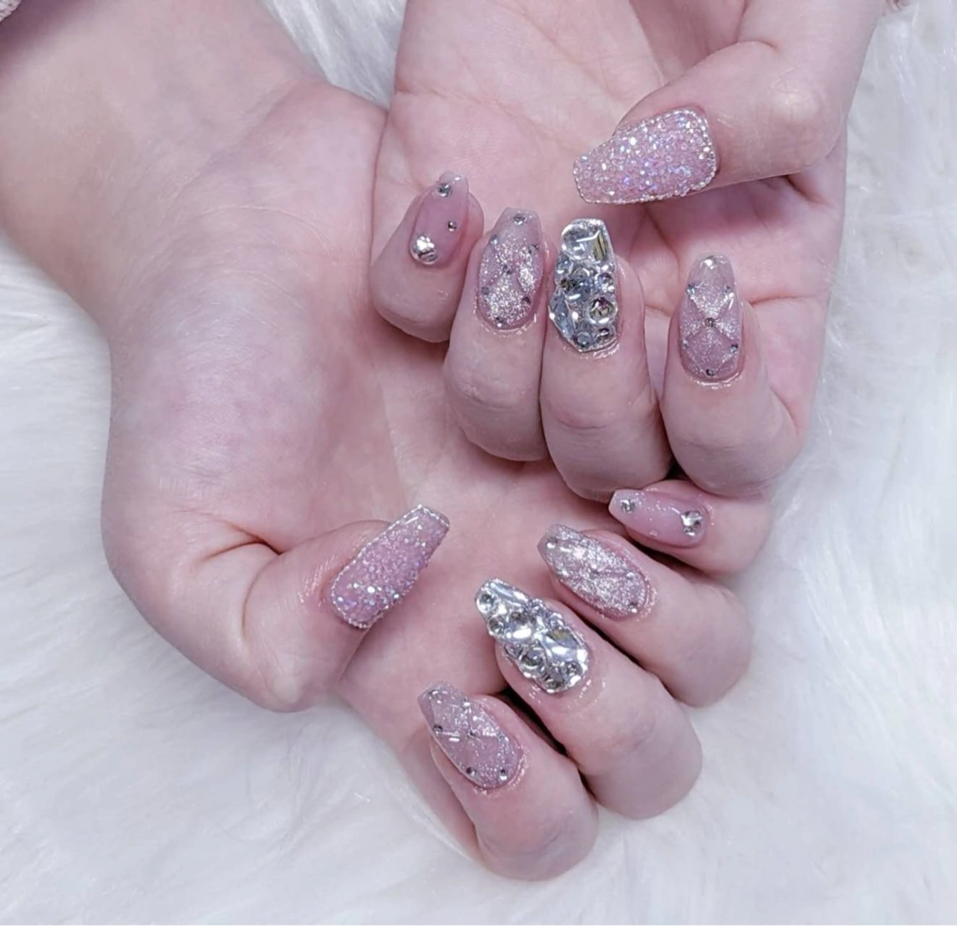ネイル ハート キラキラネイル 大理石ネイル(マーブル) ワンカラーネイル スカルプネイル ハンドネイル MoonNail ユリ🌸のネイルデザイン