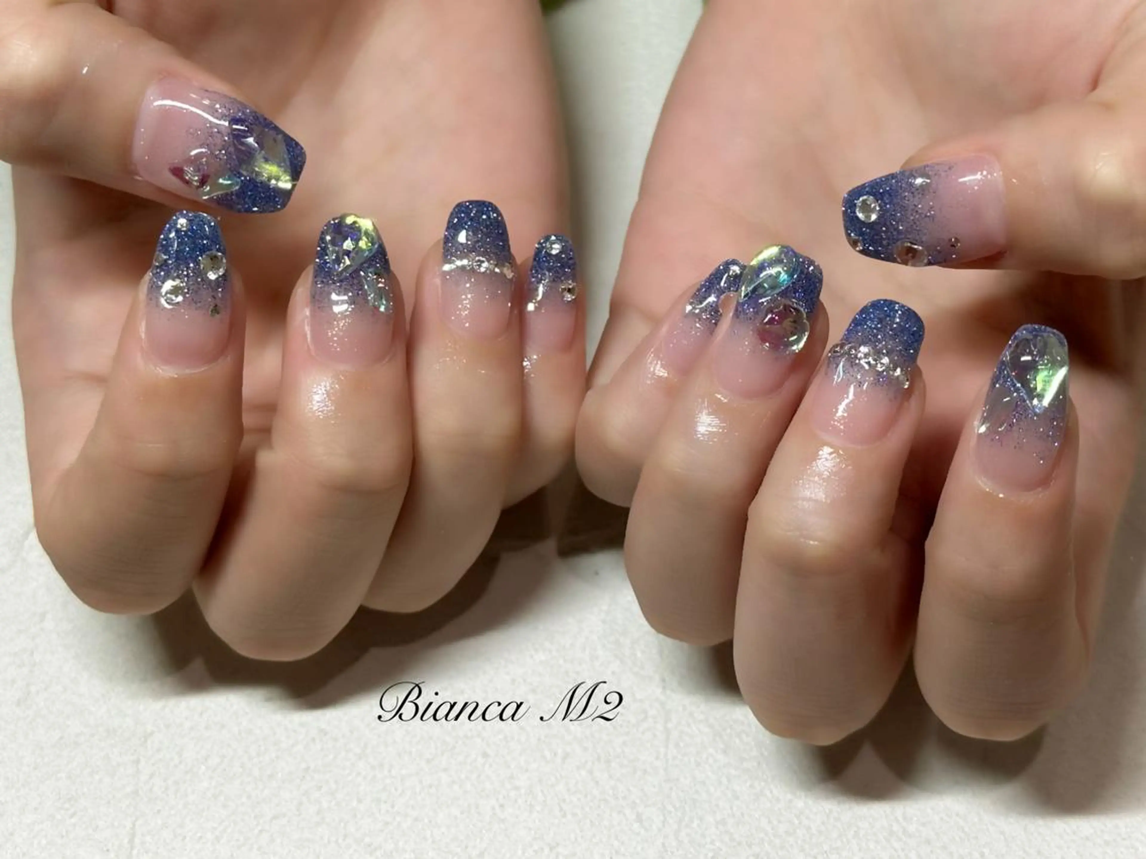 カラー ネイル ハンドネイル Bianca Suzukiのネイルデザイン