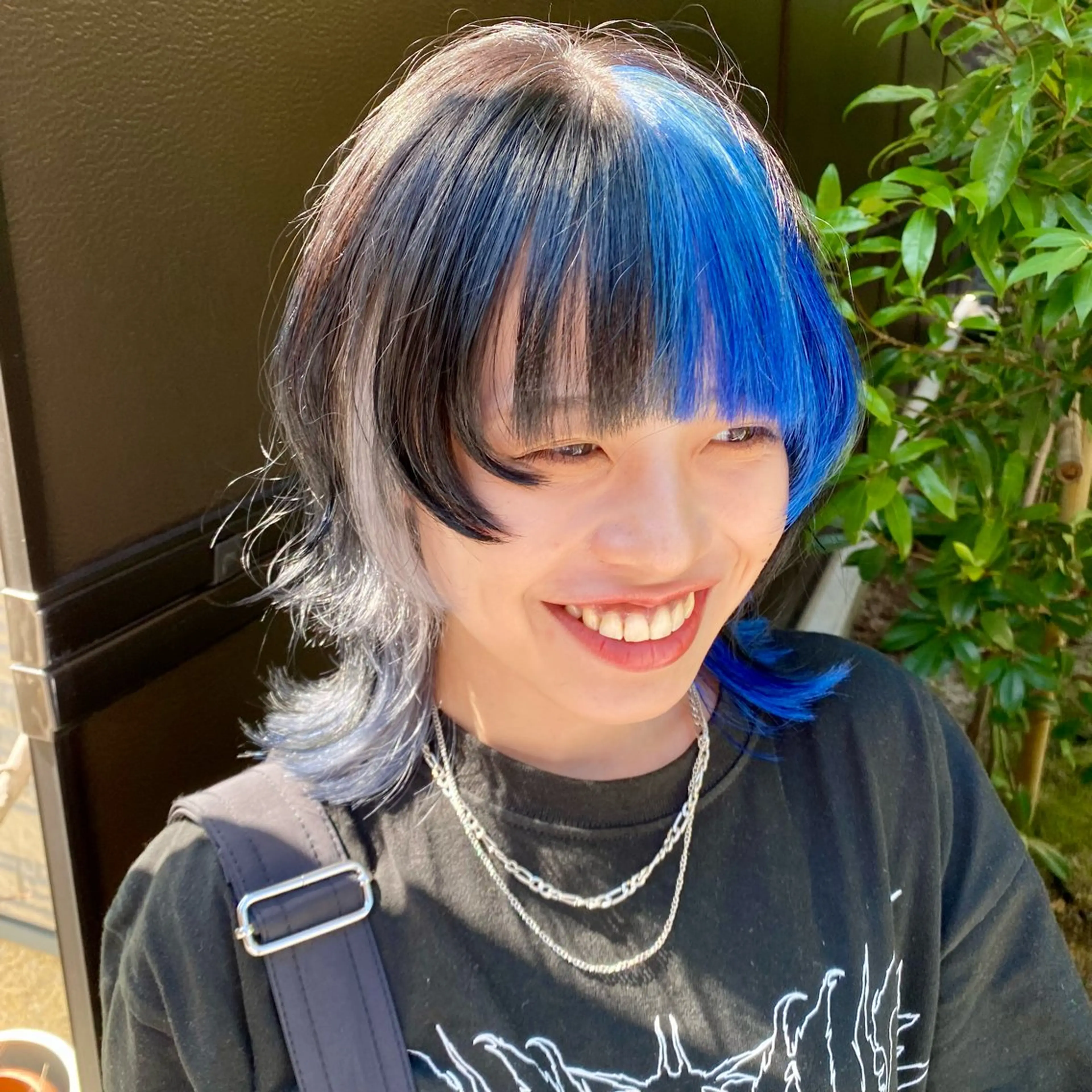 ミディアム カラー 惣木 菜穂のヘアスタイル